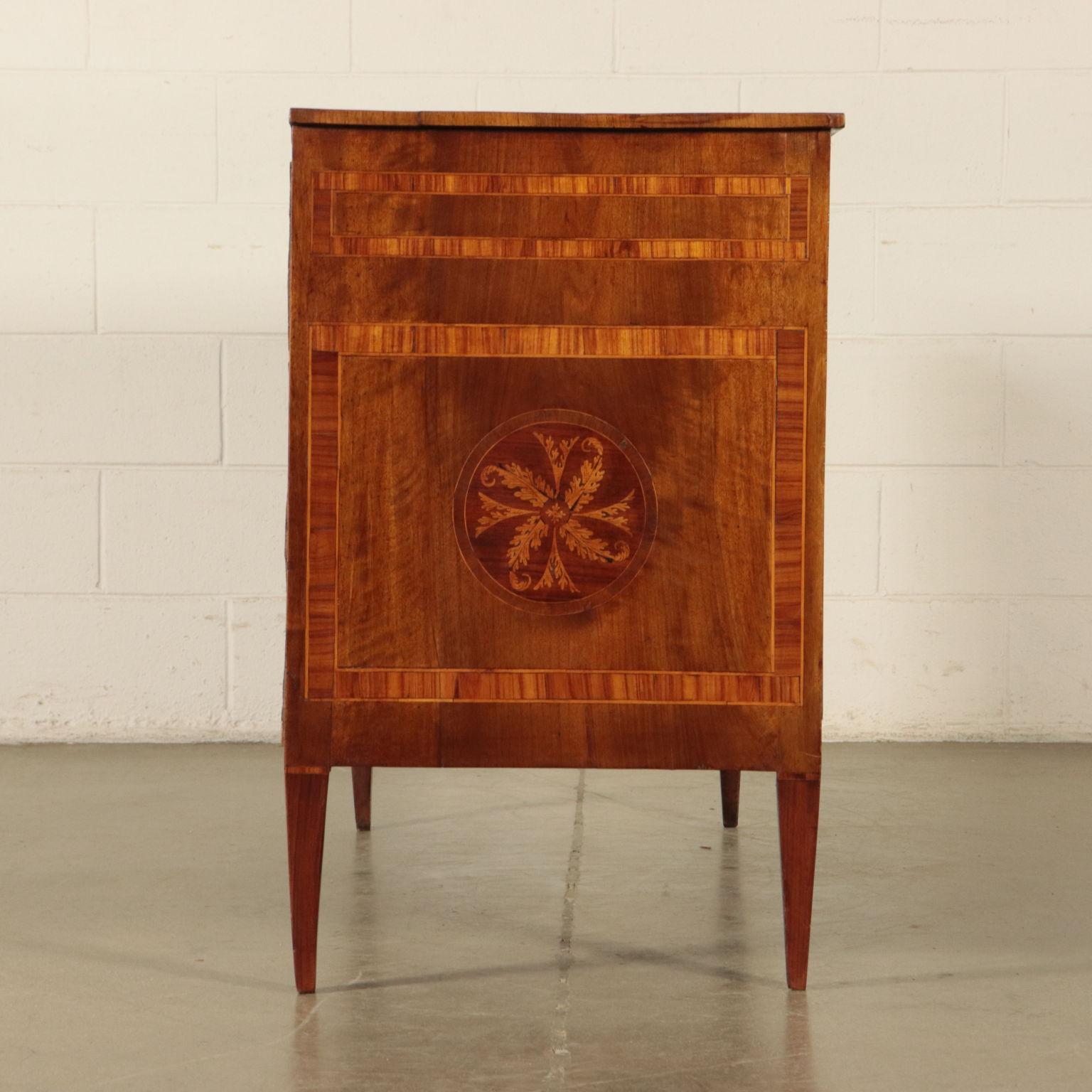 Inlaid Chest of Drawers, Walnut, Italy, 18th-19th Century 8