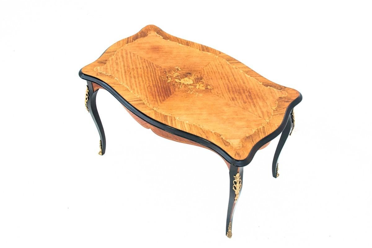 Louis XVI Inlaid Coffee Sofa Table, Scandinavia, circa 1900
