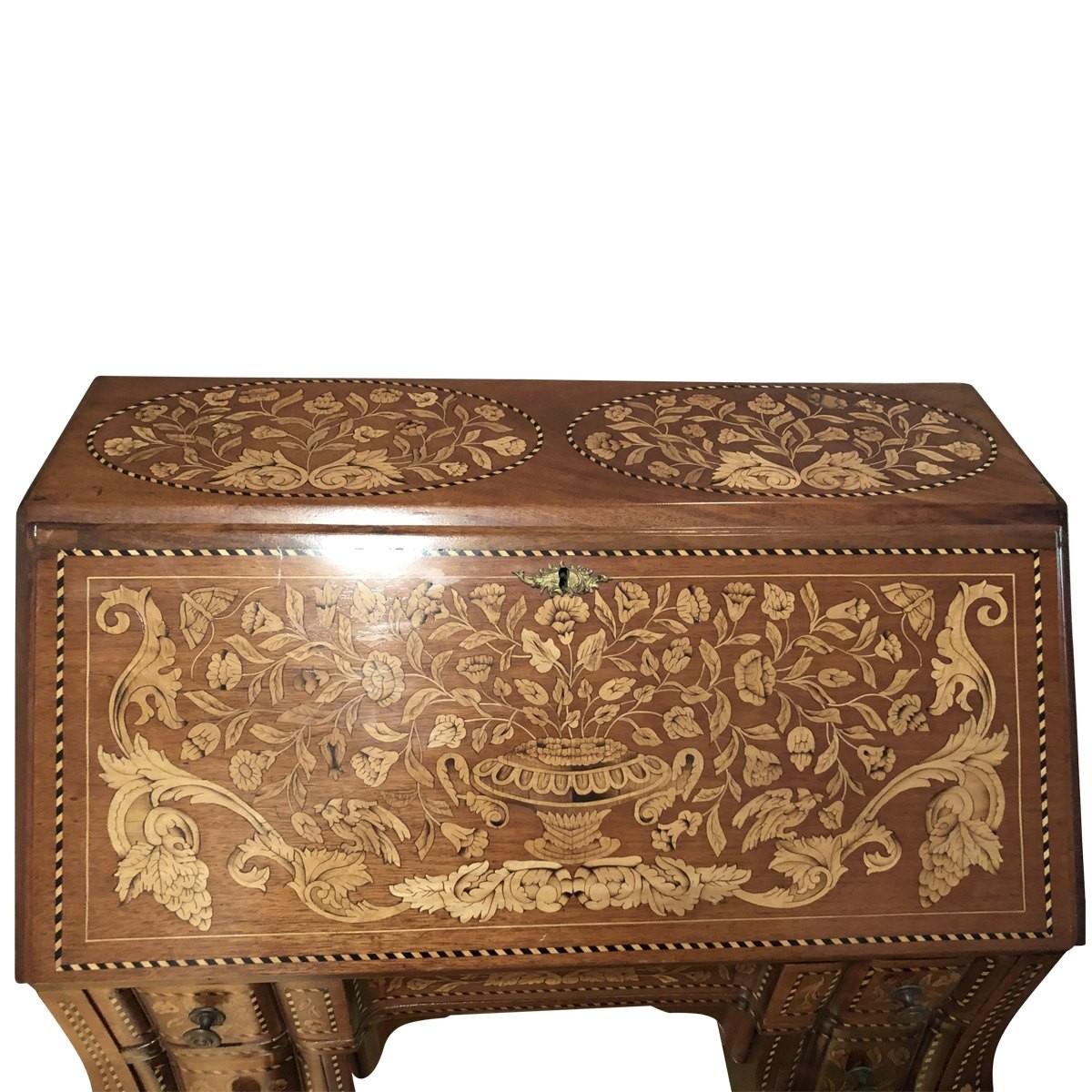 French Inlaid Desk Early 20th Century For Sale