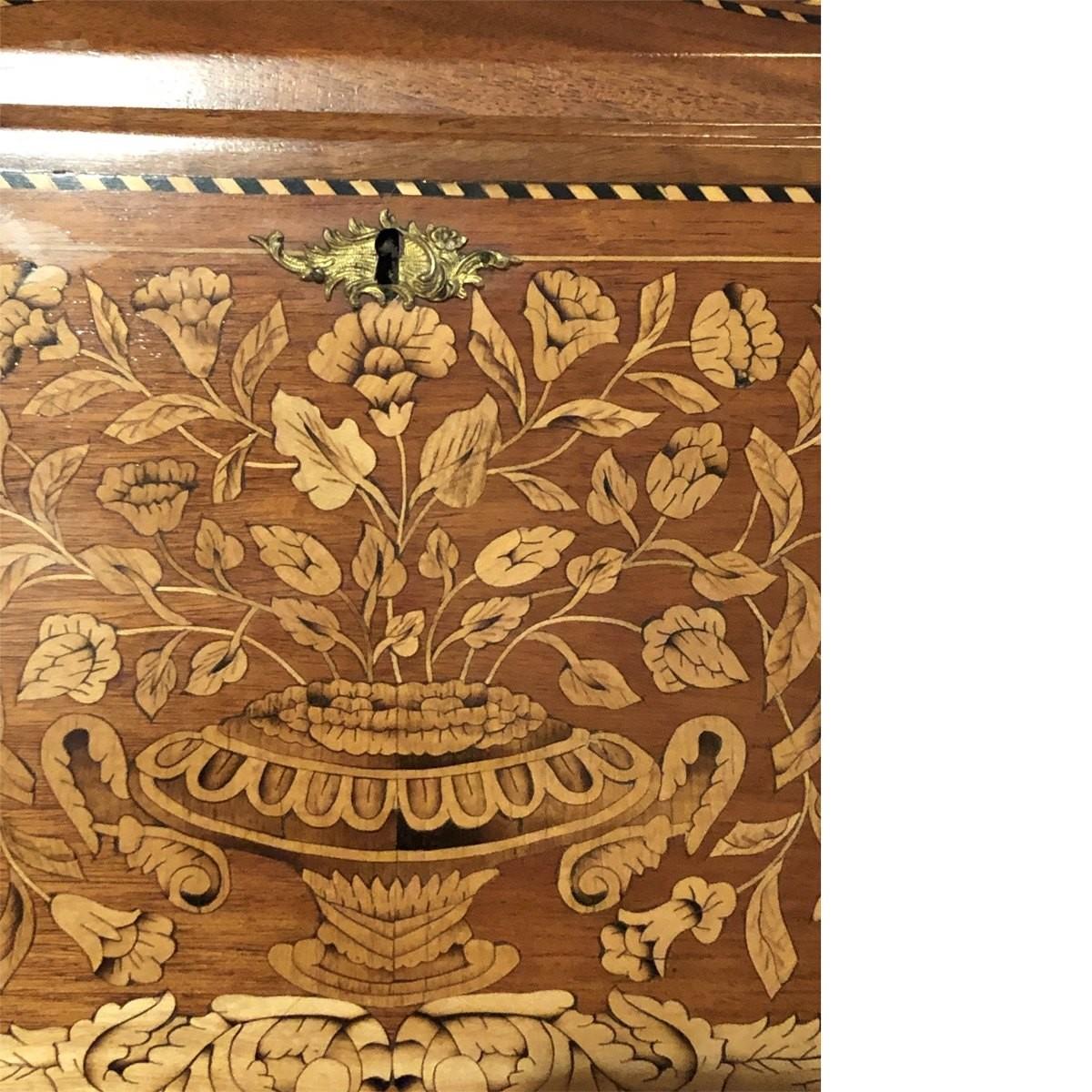 Inlaid Desk Early 20th Century In Excellent Condition For Sale In Pasadena, CA