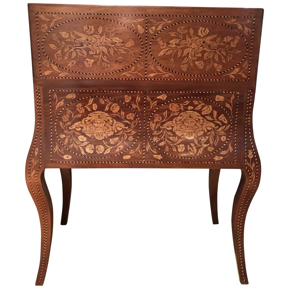 Inlaid Desk Early 20th Century For Sale 2