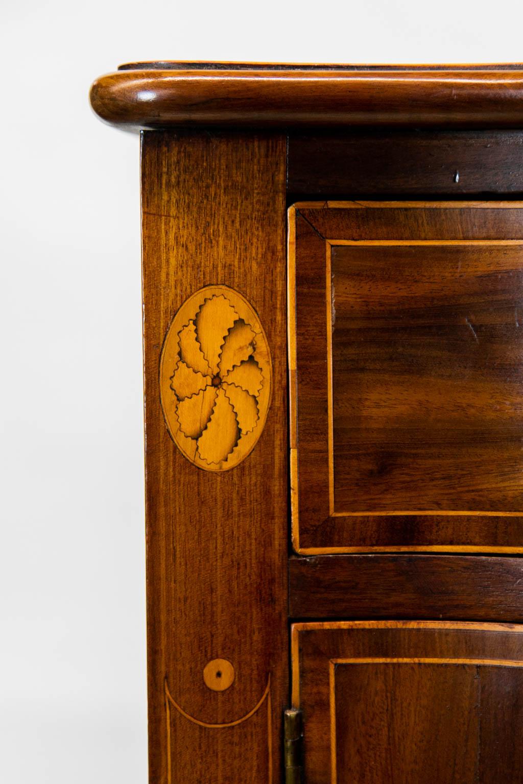 Inlaid English Mahogany Hepplewhite Sideboard 1