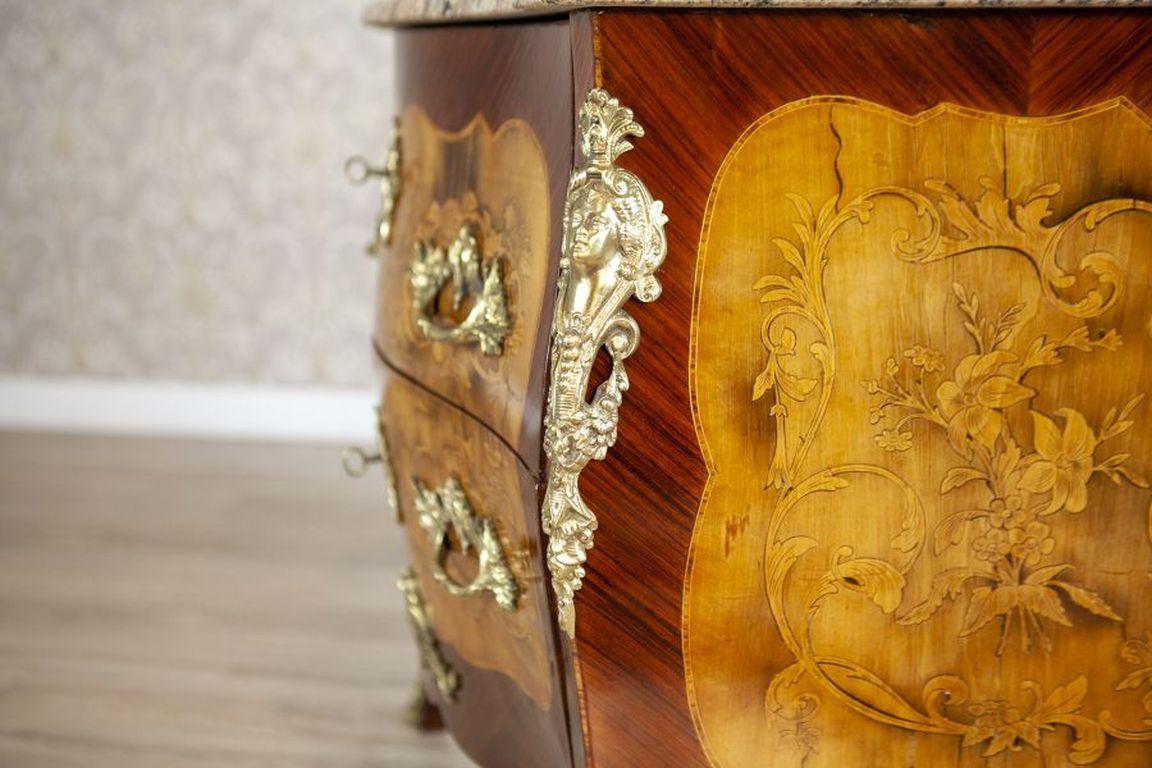 Commode in stile francese del XVIII/XIX secolo con piano in granito in vendita 4