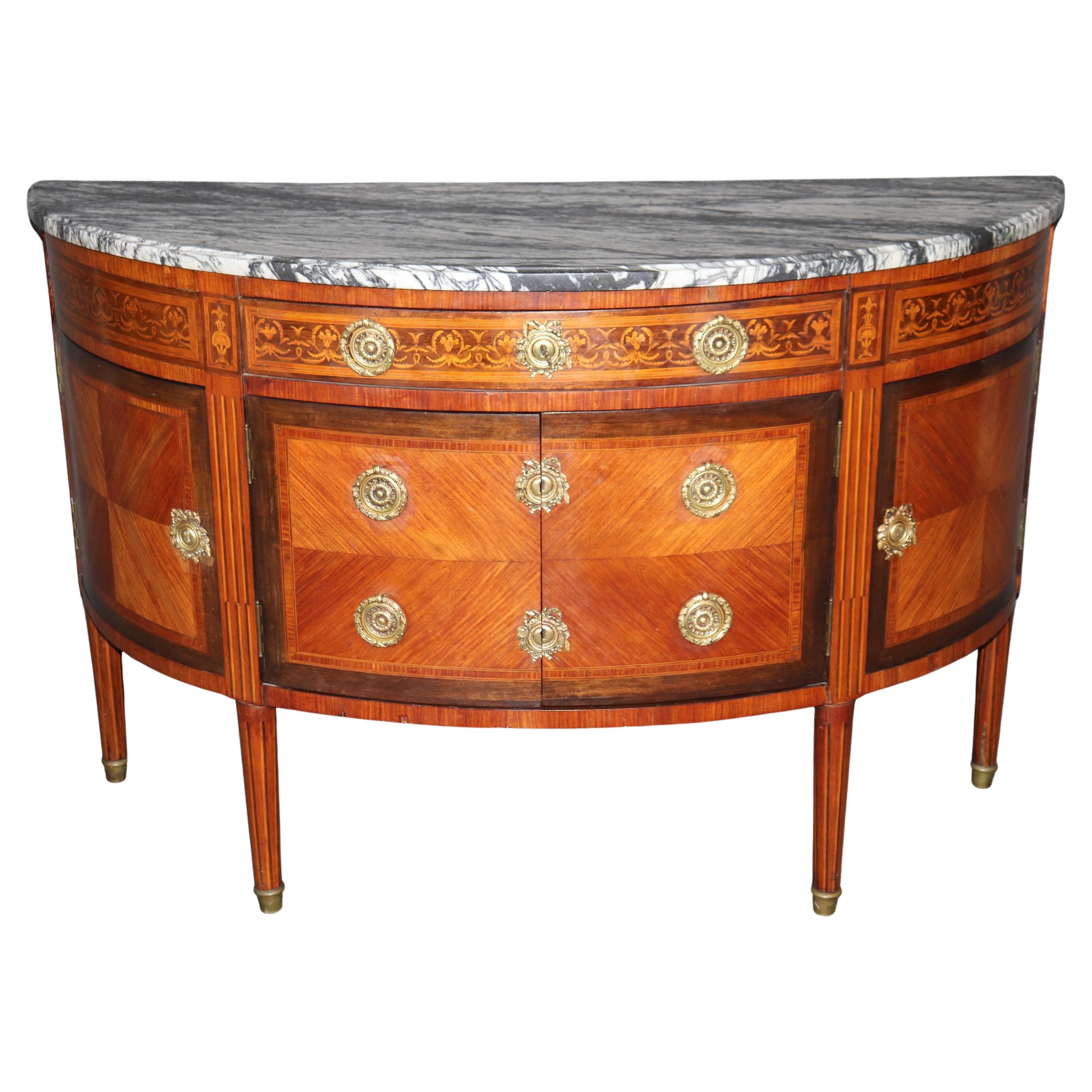 Commode Demilune en noyer français marqueté Dessus en marbre français Louis XVI Sideboard