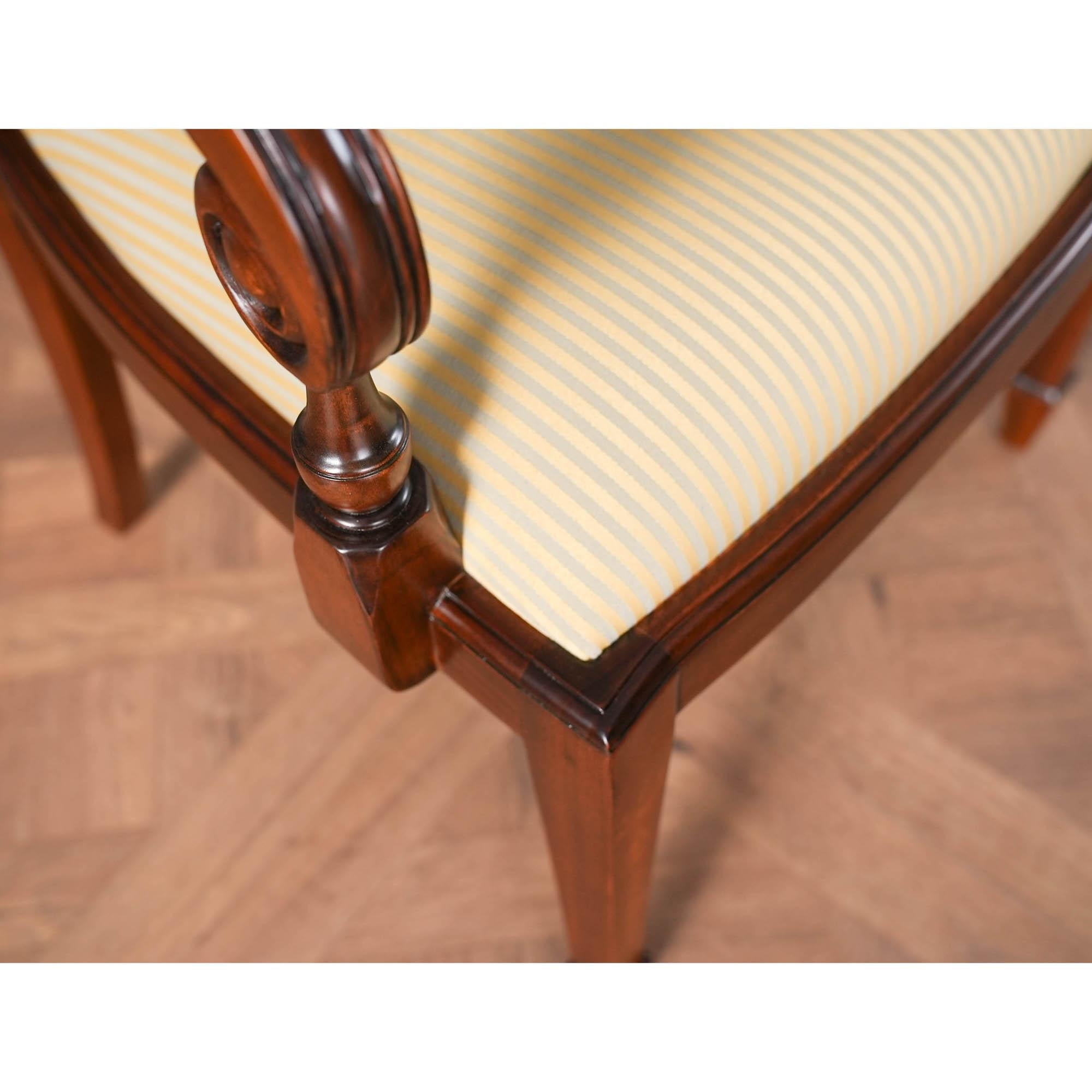 Hepplewhite-Stühle mit Intarsien, 10er-Set im Angebot 4