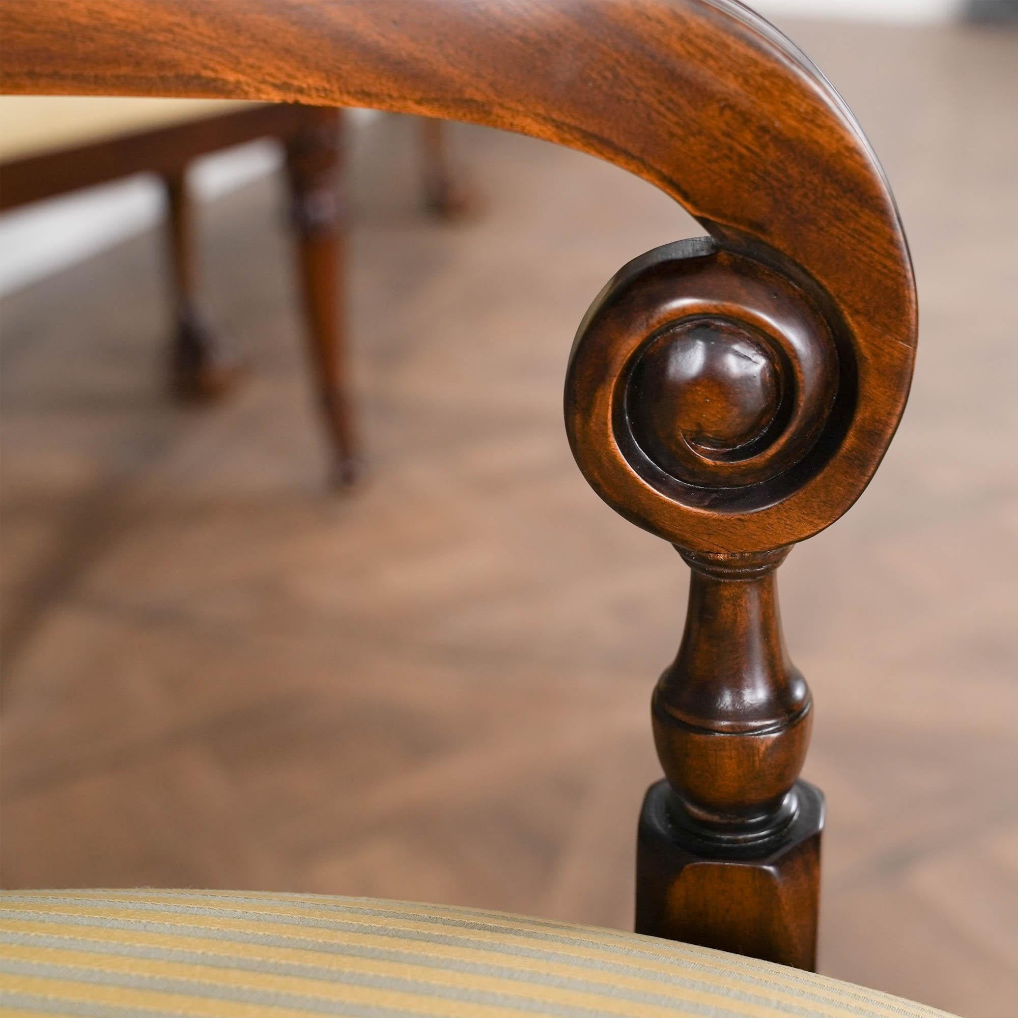 Hepplewhite-Stühle mit Intarsien, 10er-Set im Angebot 6