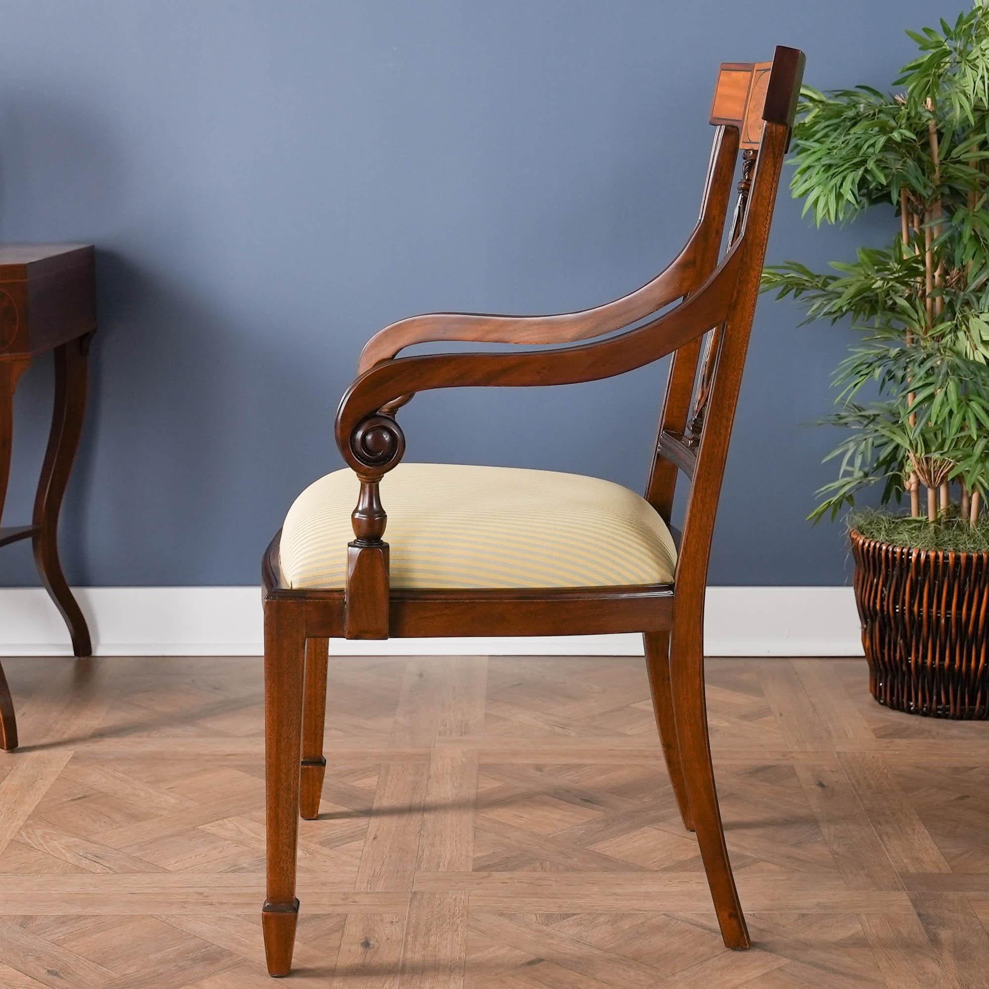 Hepplewhite-Stühle mit Intarsien, 10er-Set (Handgeschnitzt) im Angebot