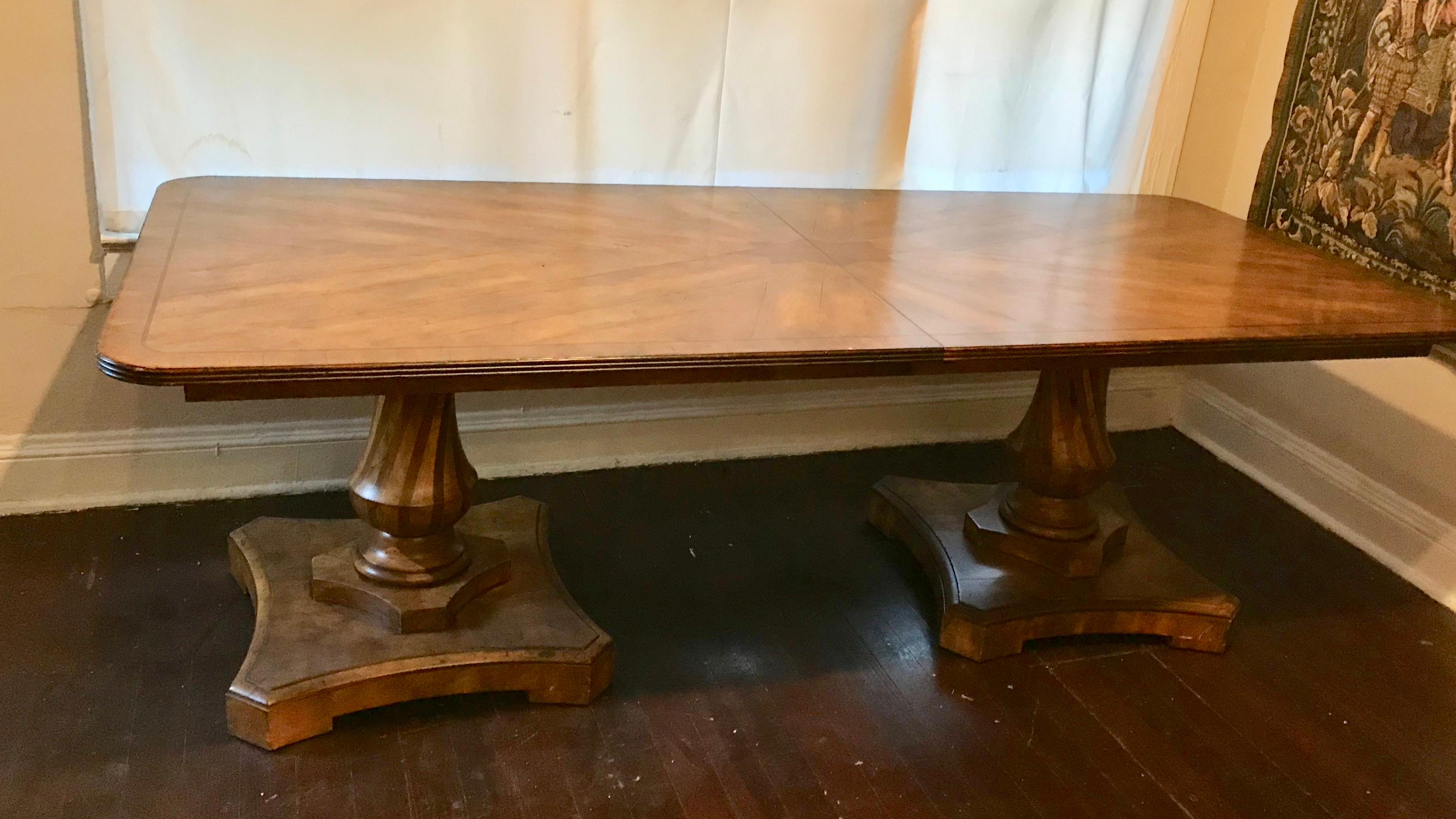 Inlaid Italian Dining Table In Good Condition In West Palm Beach, FL