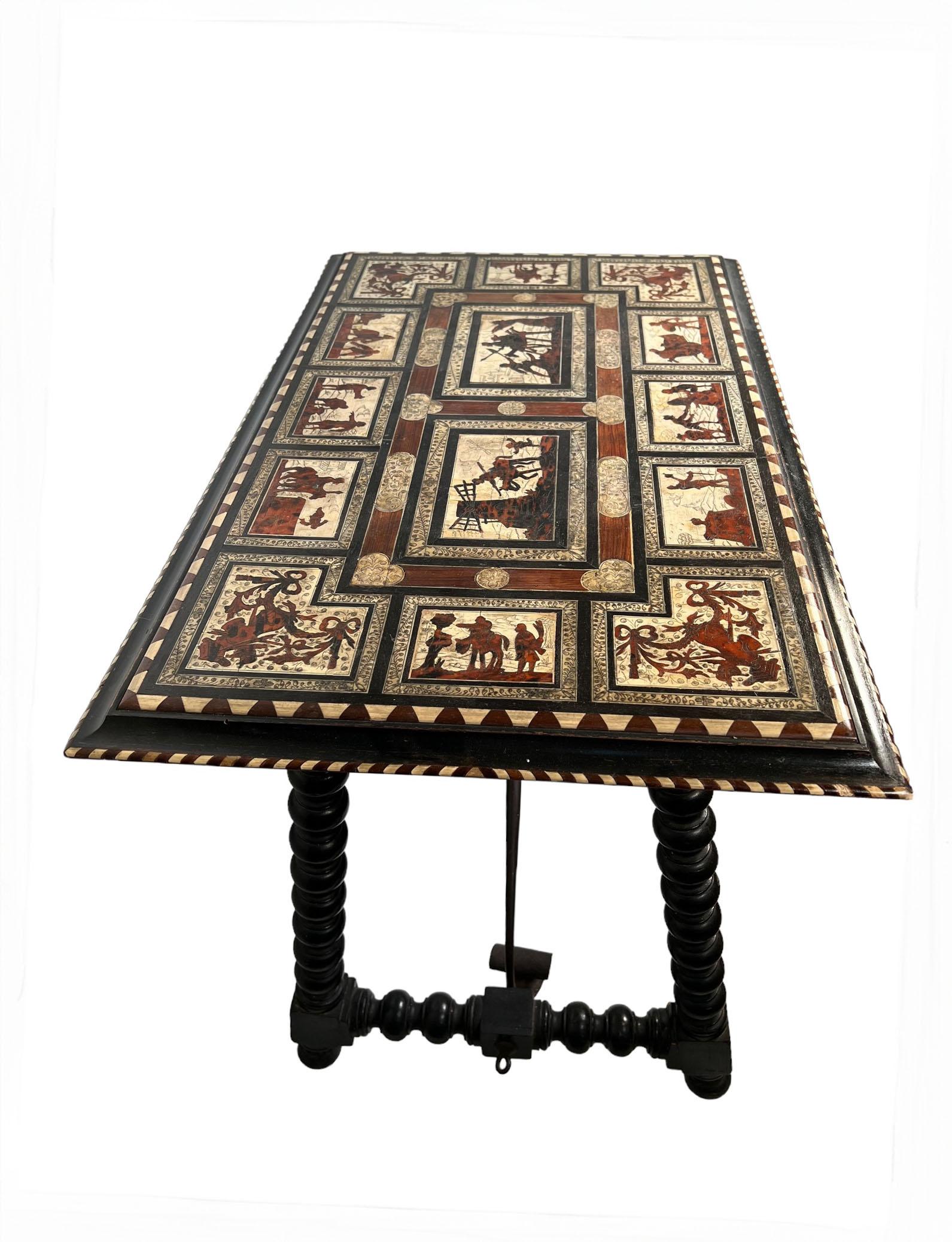 Table italienne marquetée Bon état - En vente à Dallas, TX
