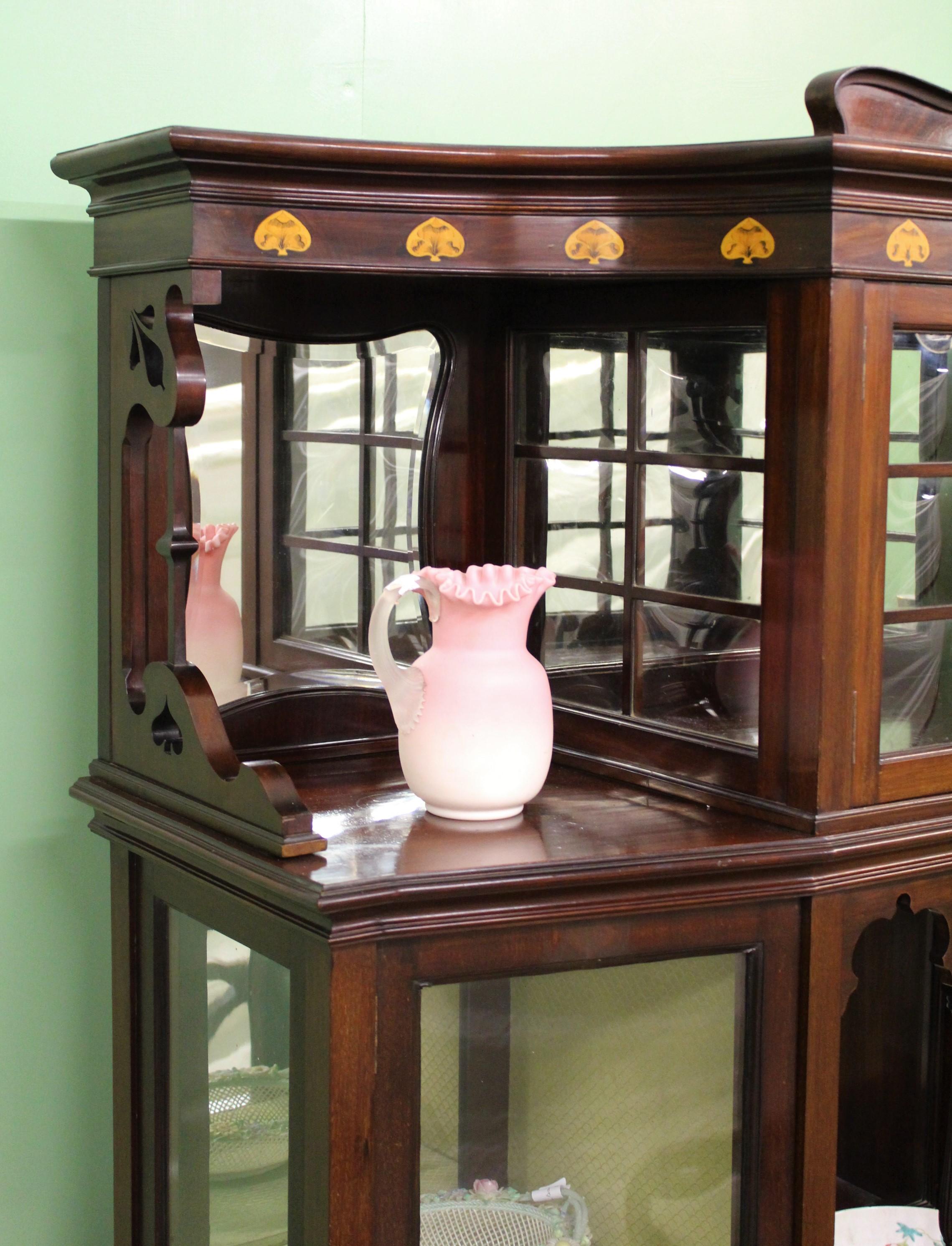 Inlaid Mahogany Art Nouveau Display Cabinet For Sale 3