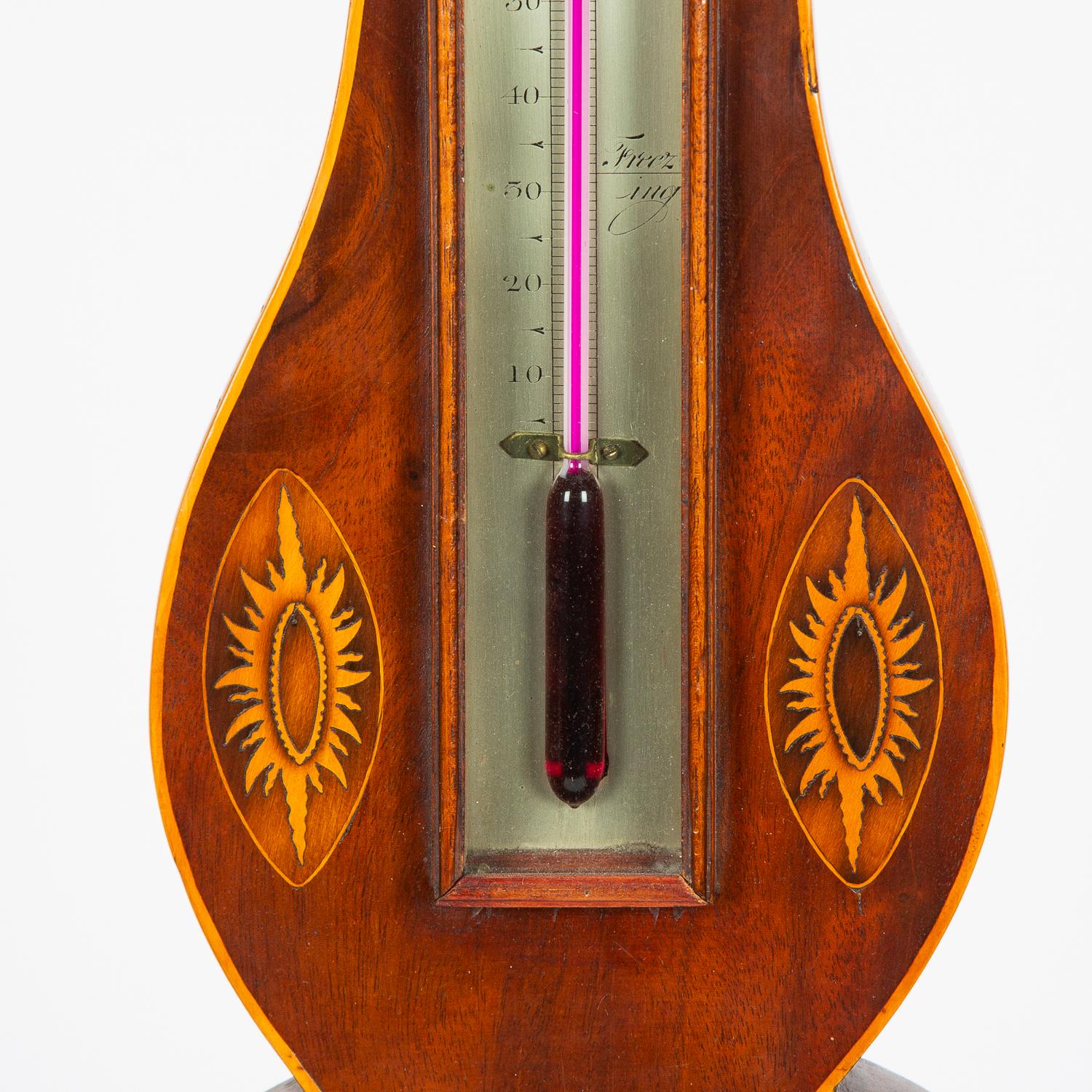 Barometer aus Mahagoni mit Intarsien und versilbertem Zifferblatt, signiert Vecchio & Co (19. Jahrhundert) im Angebot