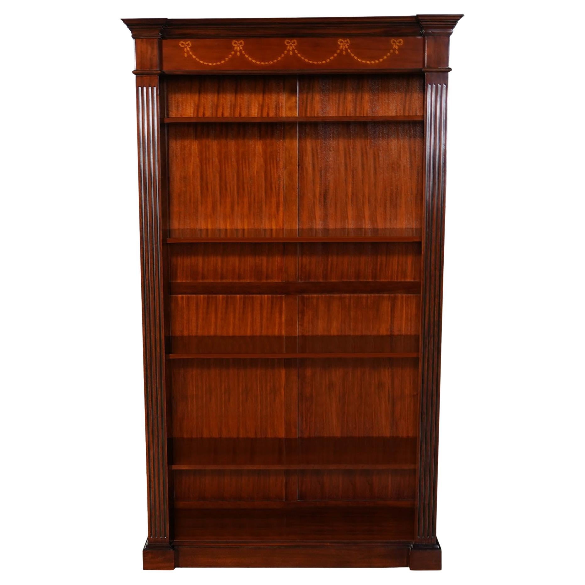 Bibliothèque en acajou marqueté
