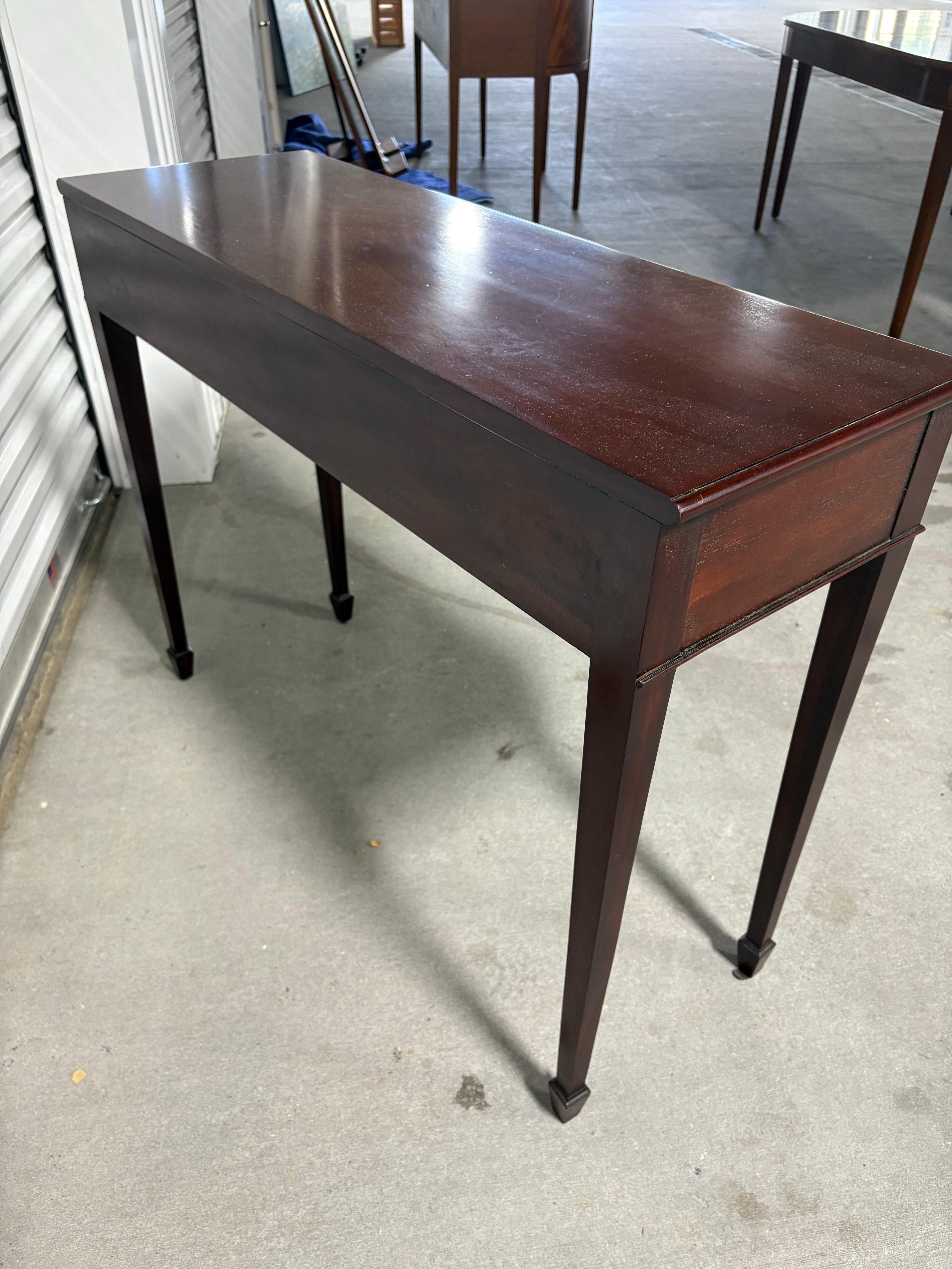 Inlaid Mahogany Hallway or Console Table with Two Drawers, 20th Century For Sale 4