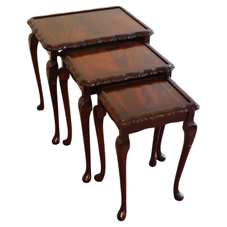 Inlaid Mahogany Nest of Three Coffee Tables For Sale at 1stDibs
