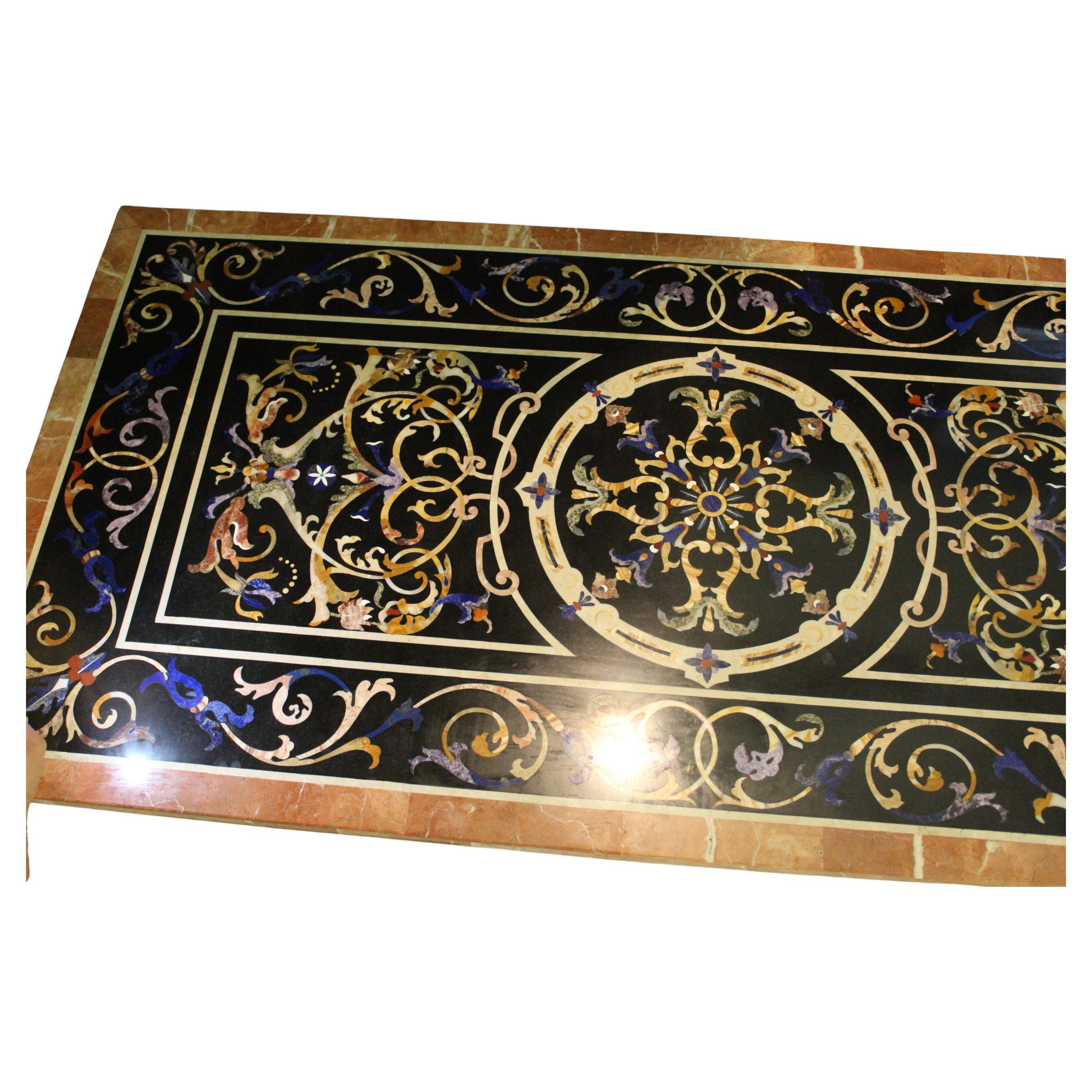 20th Century Inlaid marble top For Sale