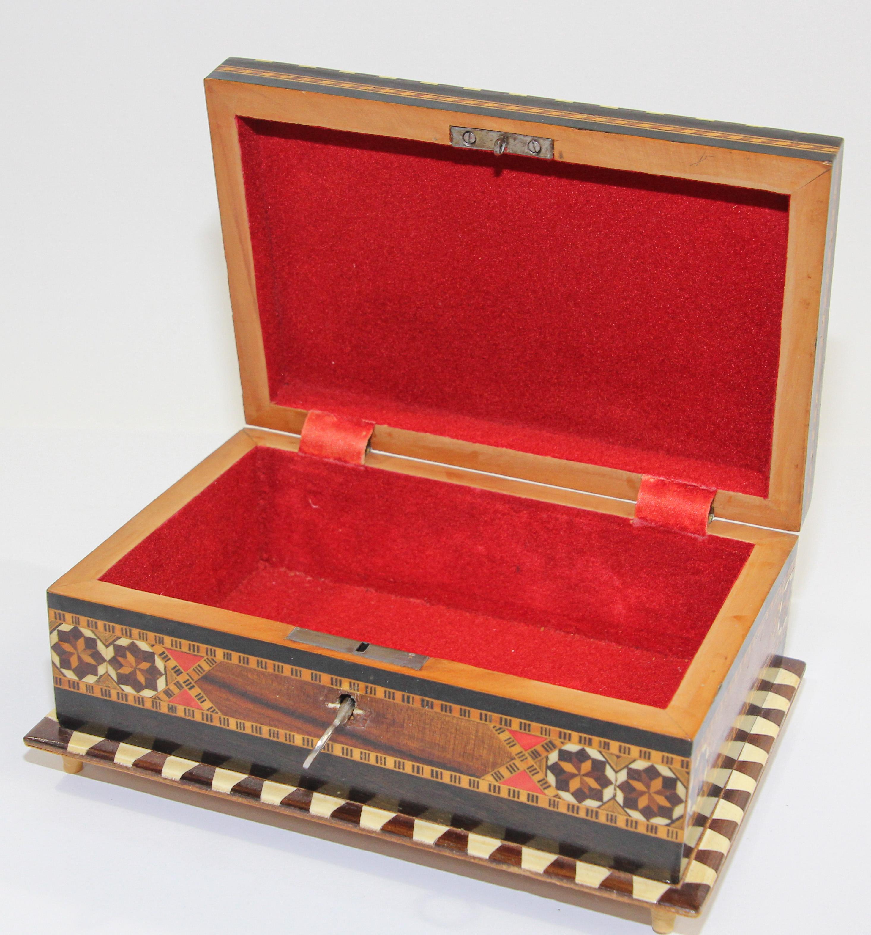 Inlaid Marquetry Jewelry Footed Box Granada Spain 5