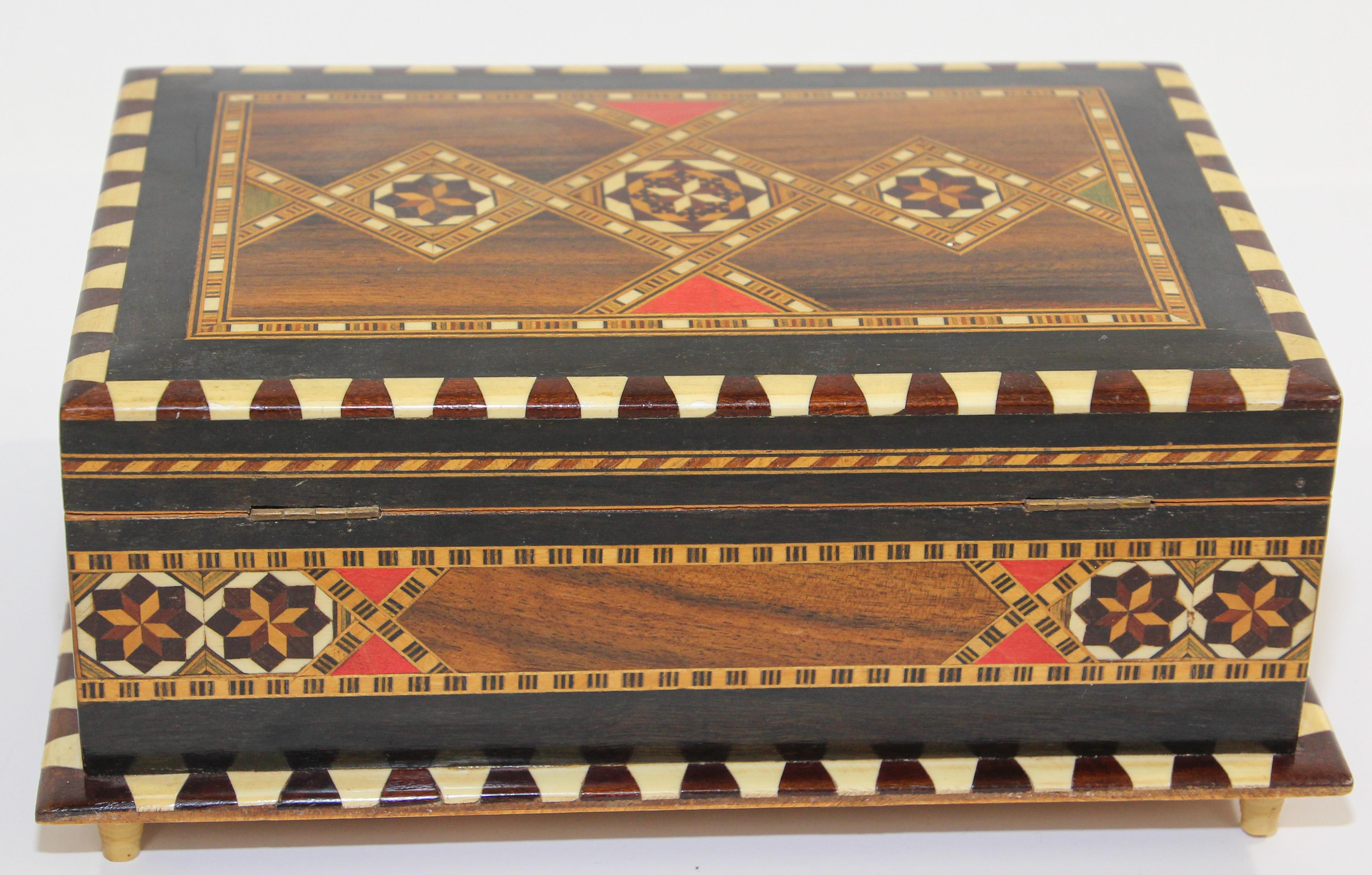 Wood Inlaid Marquetry Jewelry Footed Box Granada Spain