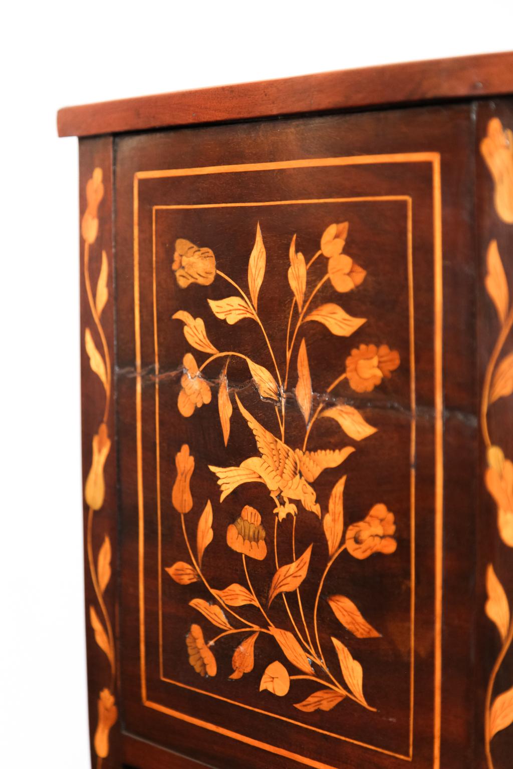 Inlaid Marquetry One-Drawer Commode In Good Condition For Sale In Wilson, NC