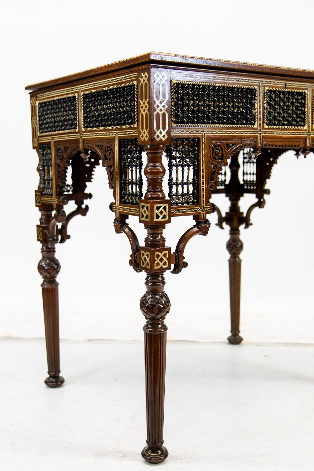 Vitrine marocaine marquetée en vente 6