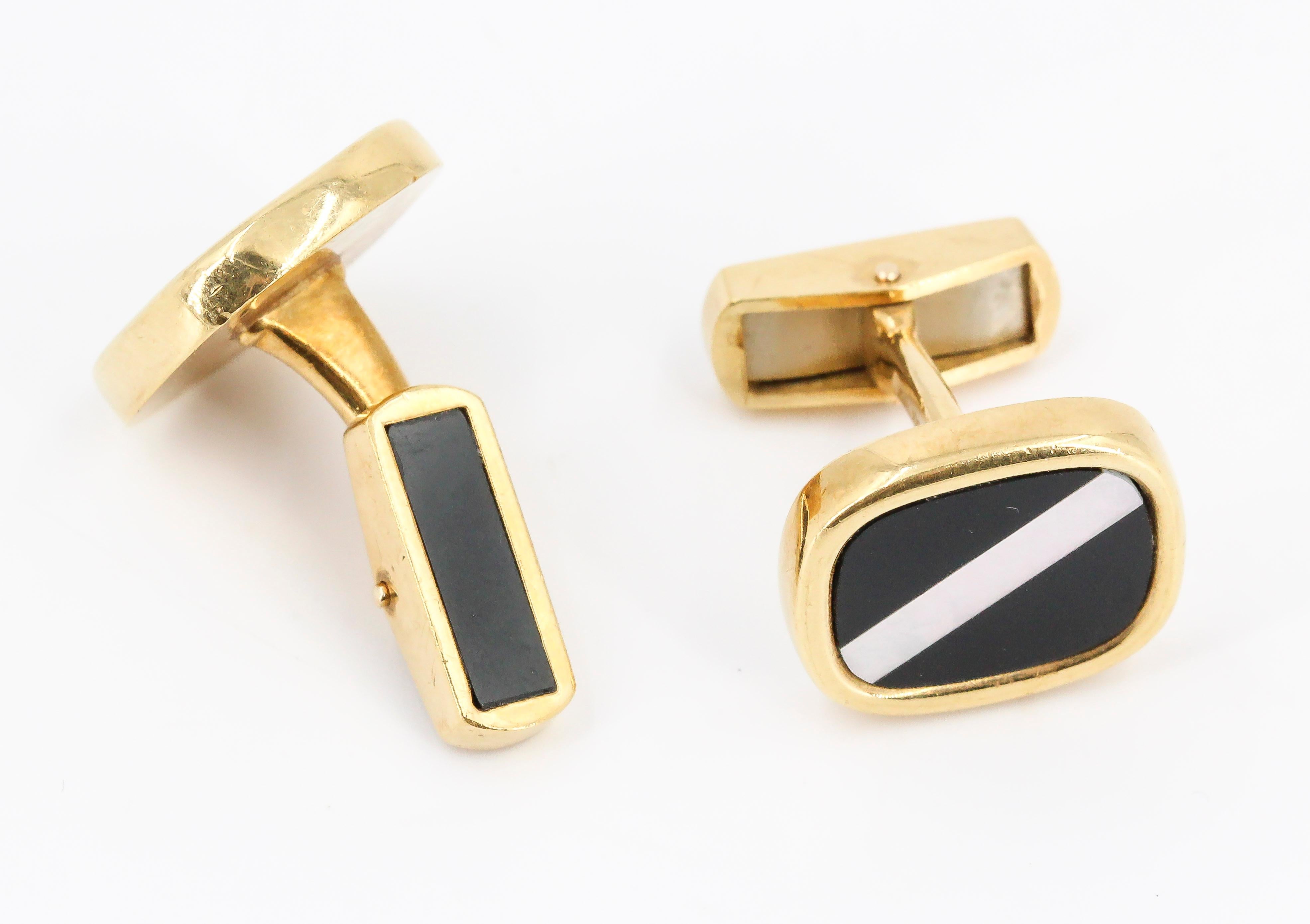 Men's Inlaid Mother-of-pearl, Onyx and 18 Karat Gold Cufflinks