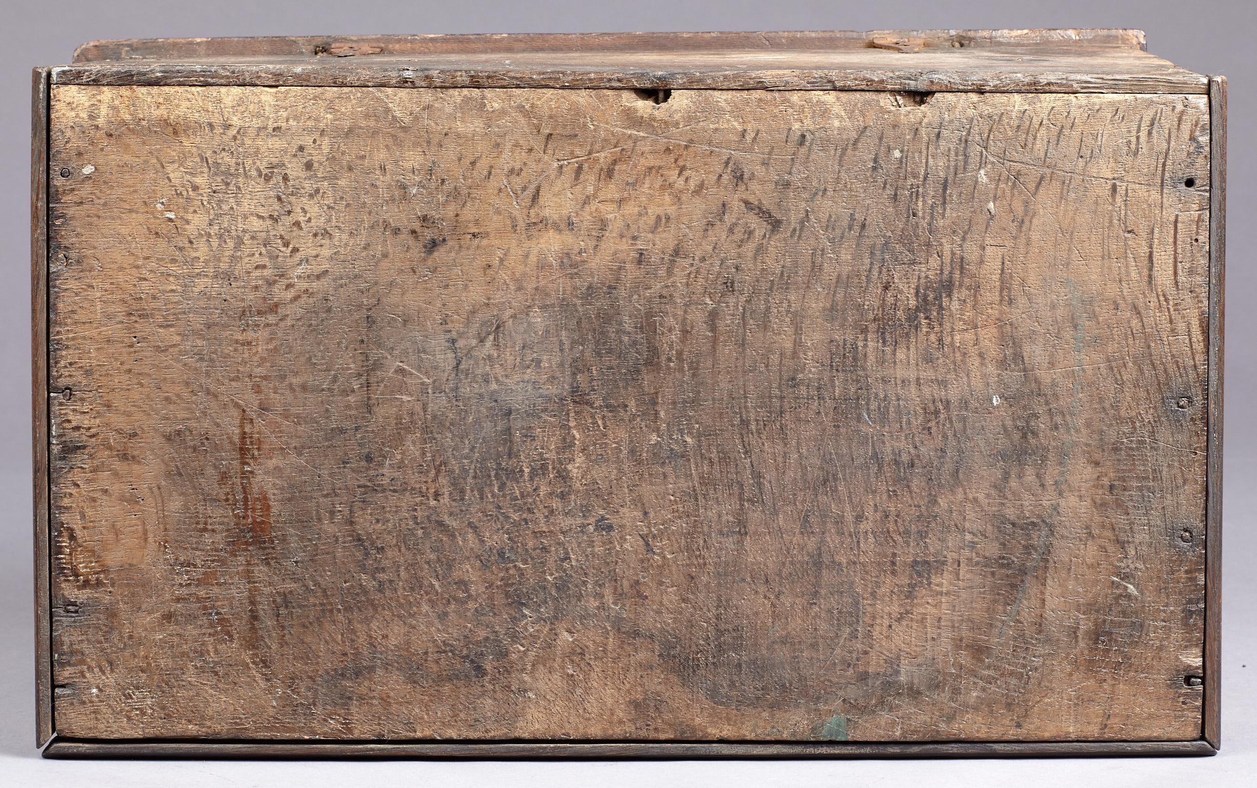 Inlaid Oak Desk Box, Charles II period, Yorkshire, circa 1660-1680 For Sale 10