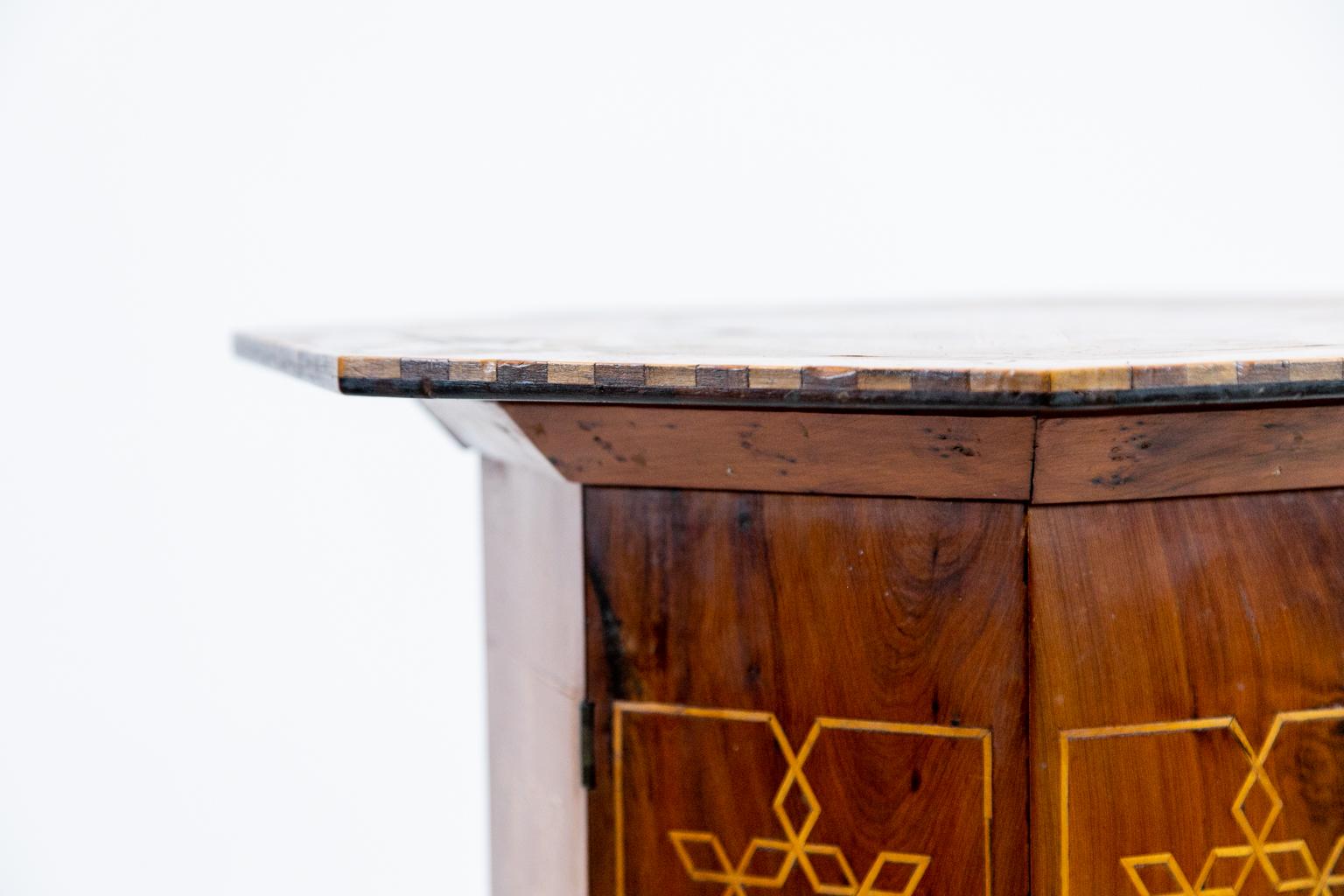 Inlaid Octagonal Table 1
