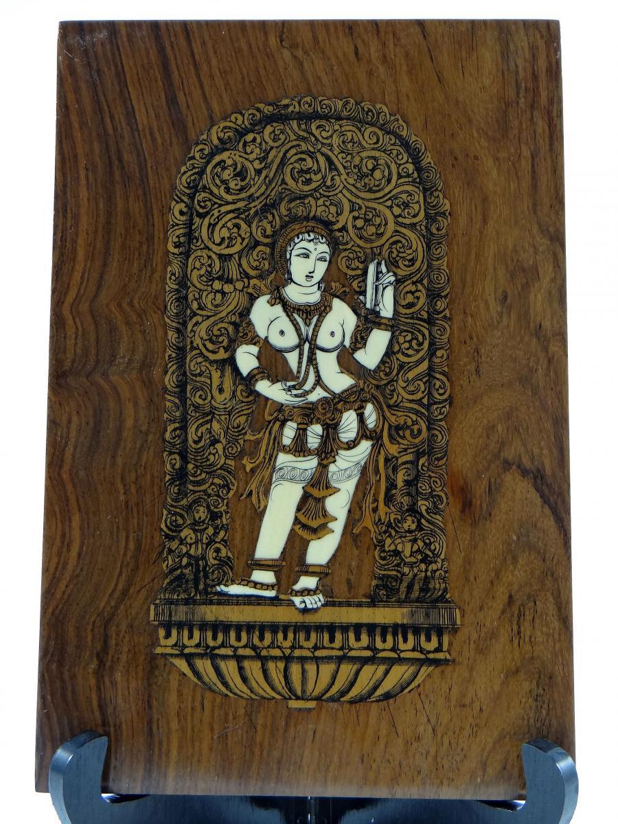 Early 20th Century Inlaid Panel Decor of an Indian Goddess, Anglo-Indian Work 1920s-1930s For Sale