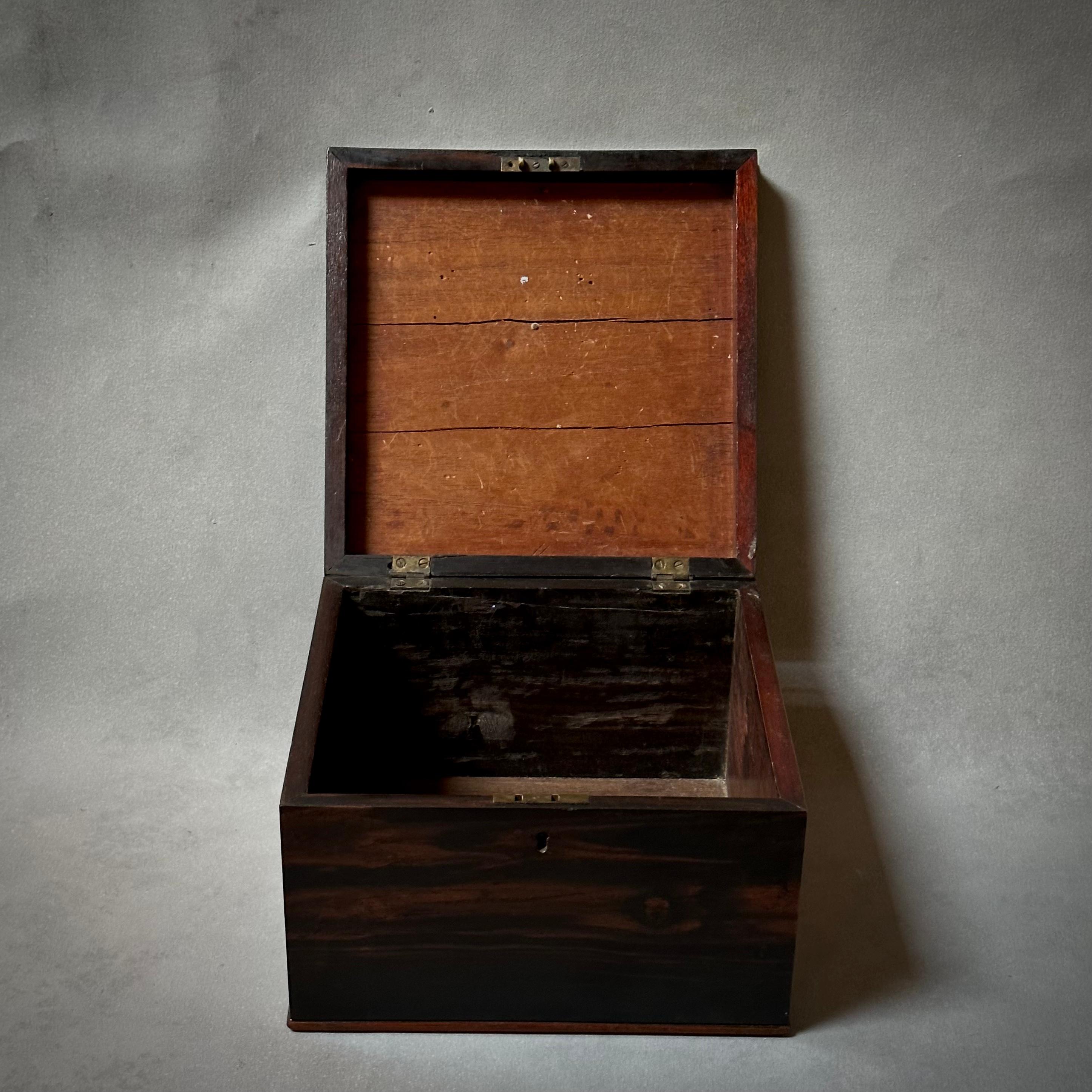 English Inlaid Rosewood Square Lidded Box