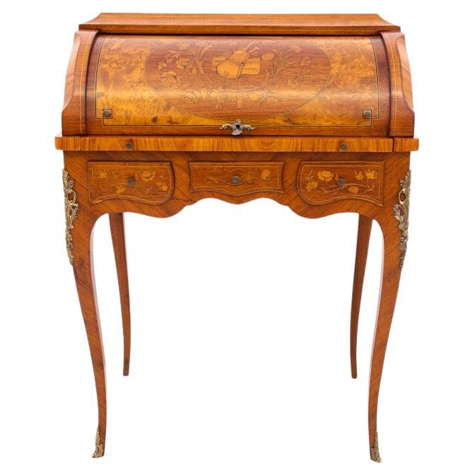 Secrétaires marquetés, Europe du Nord, début du XXe siècle.