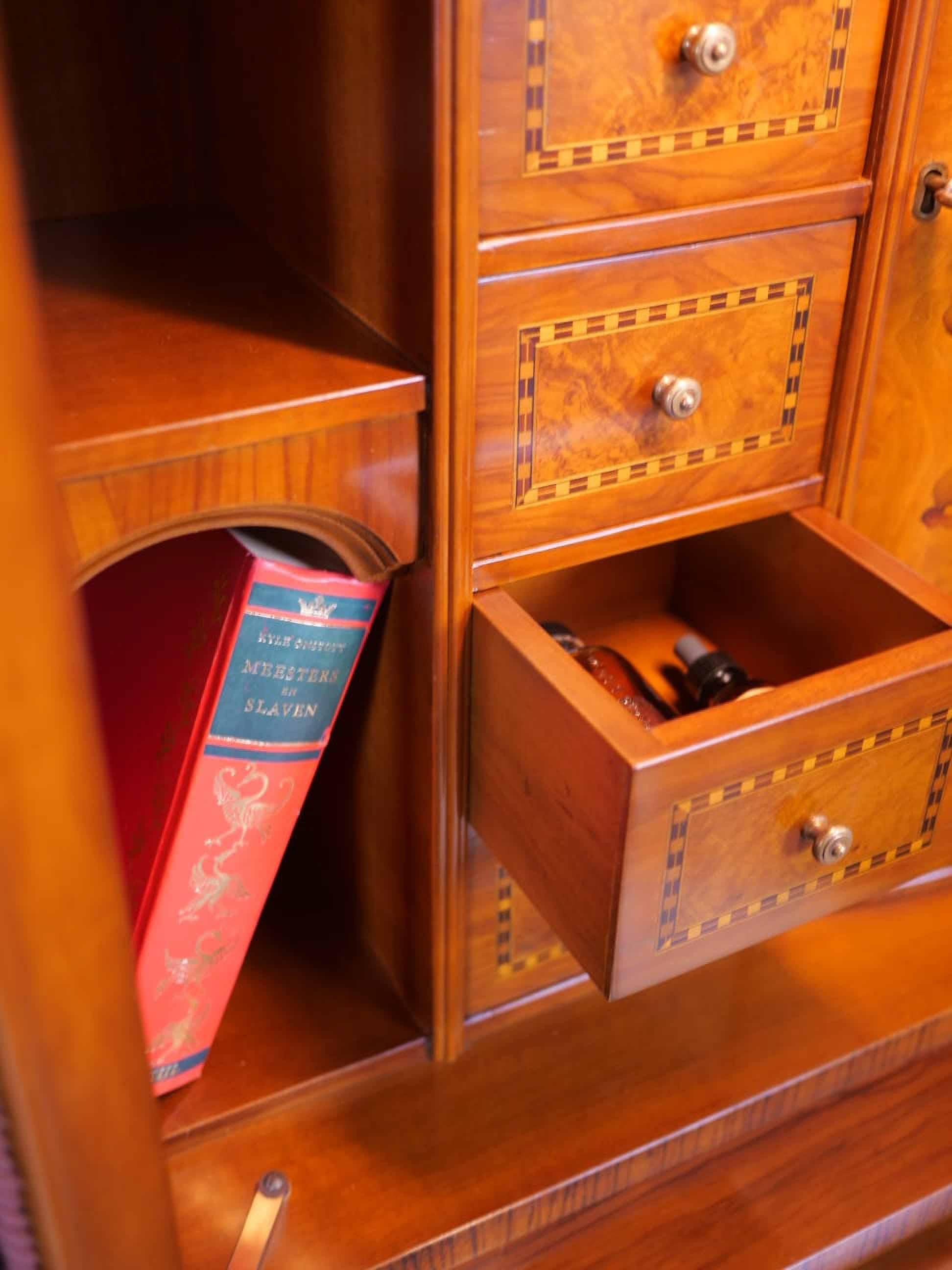 Inlaid secretary with bookcase and desk For Sale 7