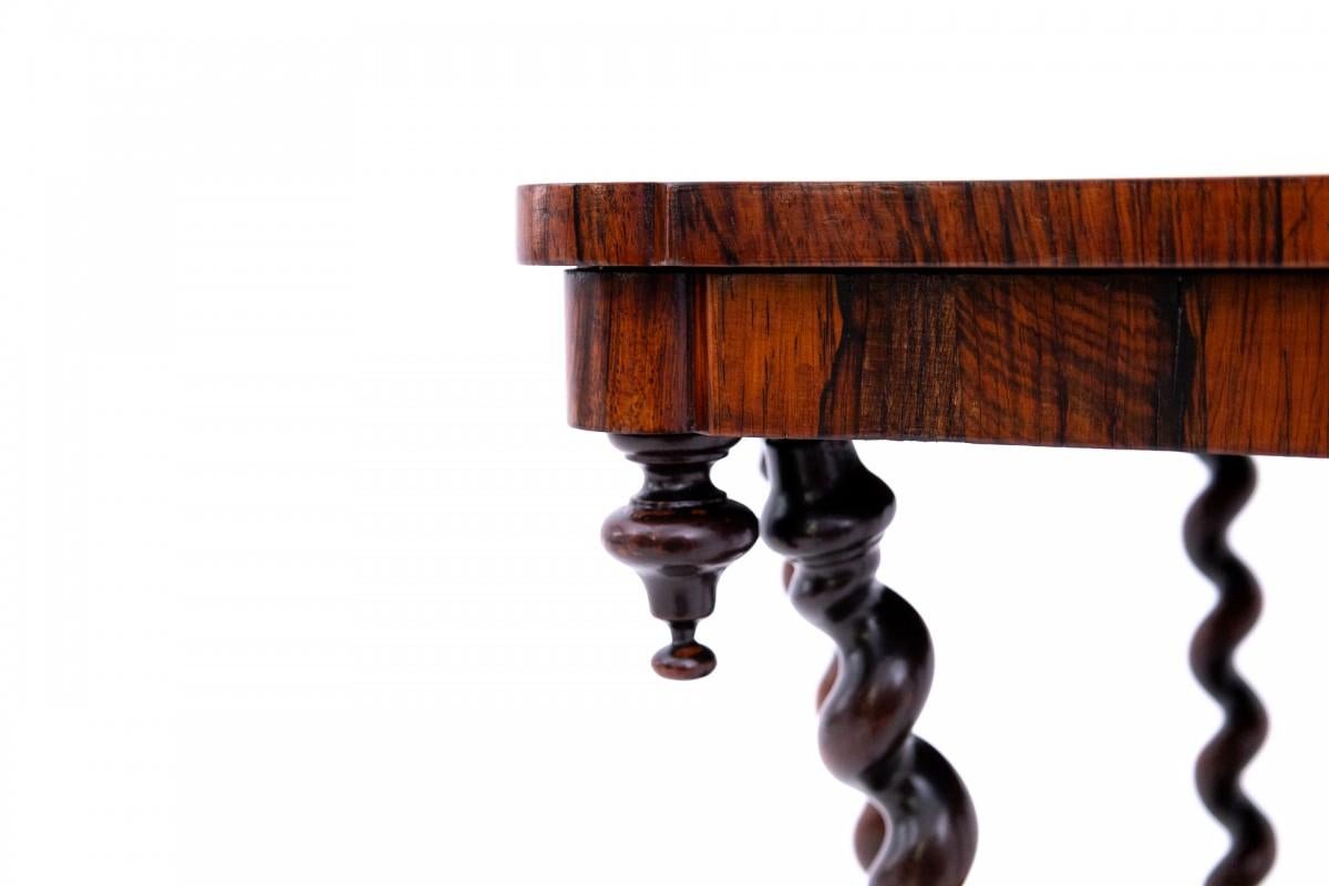 Fin du XIXe siècle Table marquetée, France, vers 1880. Après la rénovation. en vente