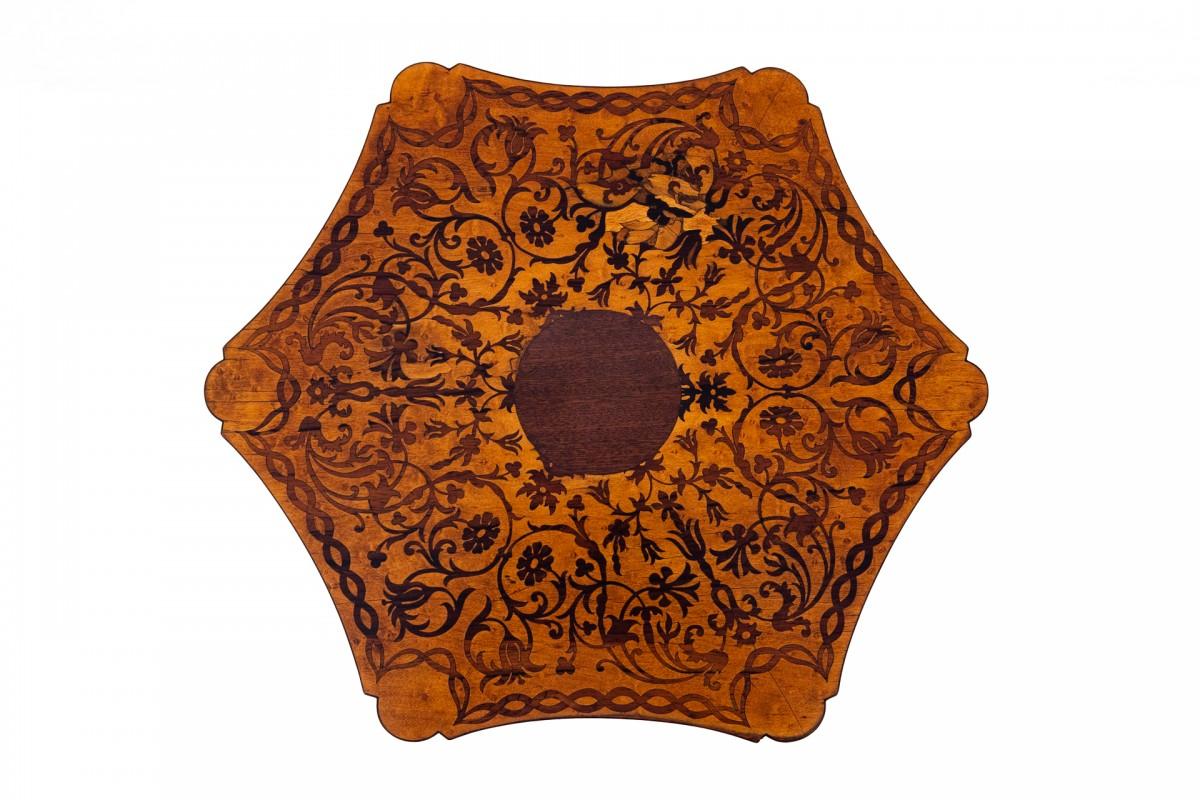 Français Table marquetée, France, vers 1880. en vente