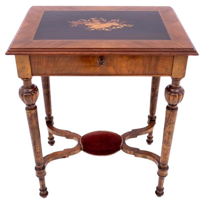  Inlaid table - thread, walnut, Northern Europe, circa 1880. After renov For Sale