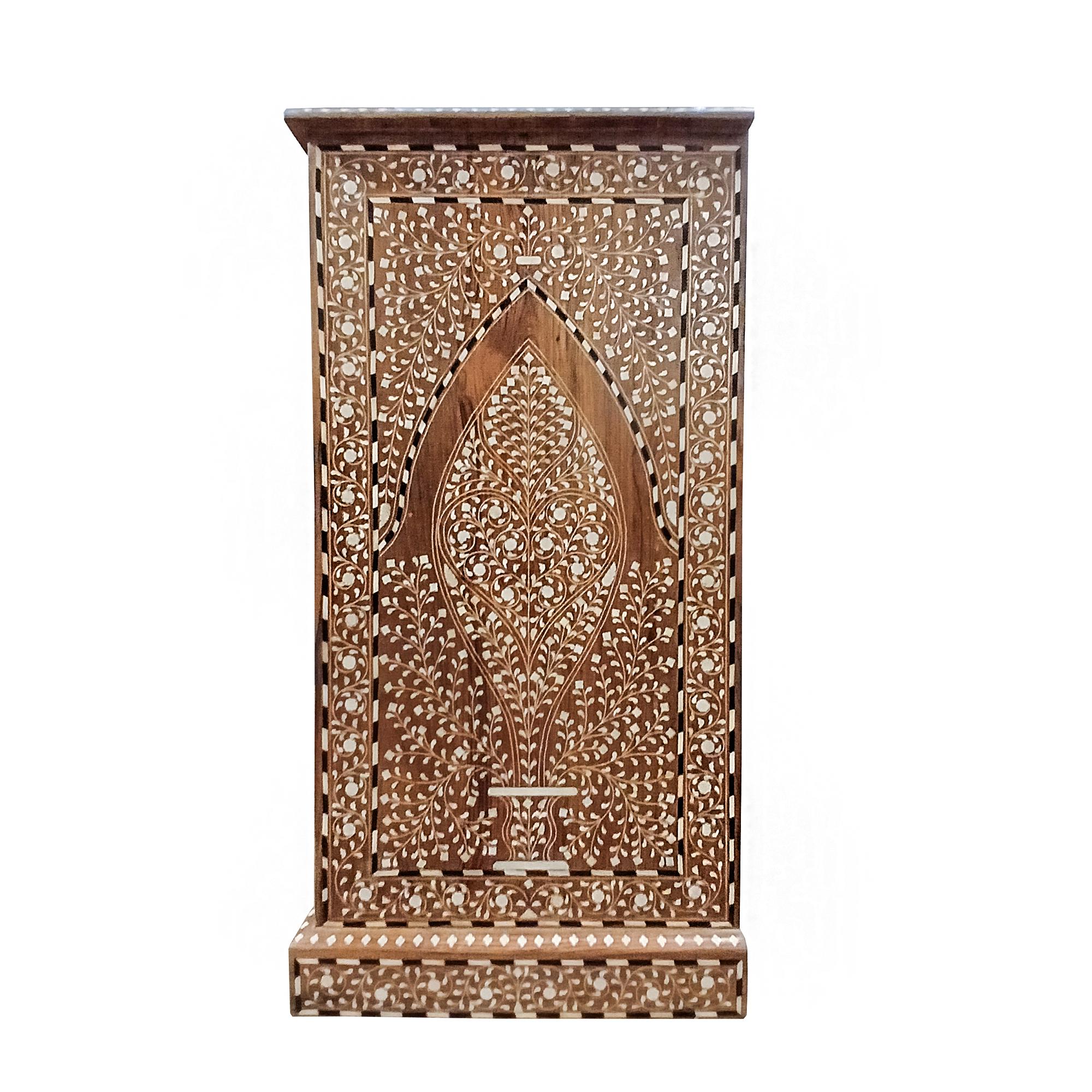 Cassettiera in teak intarsiato dall'India in vendita 9