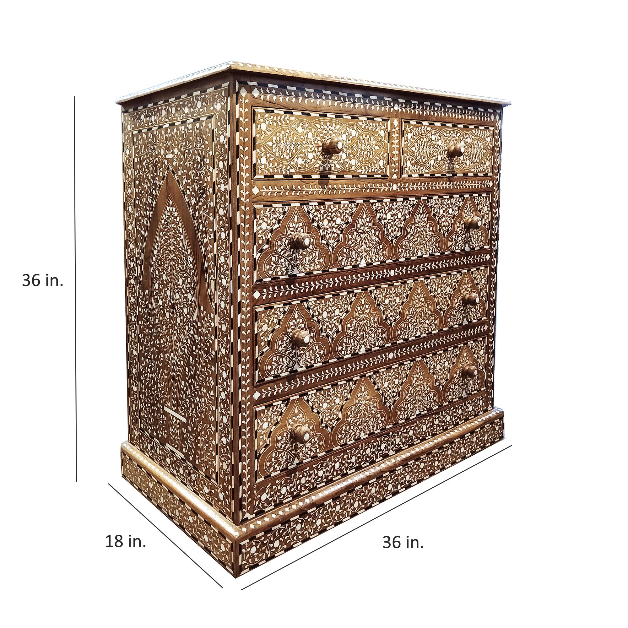 Cassettiera in teak intarsiato dall'India in vendita 10
