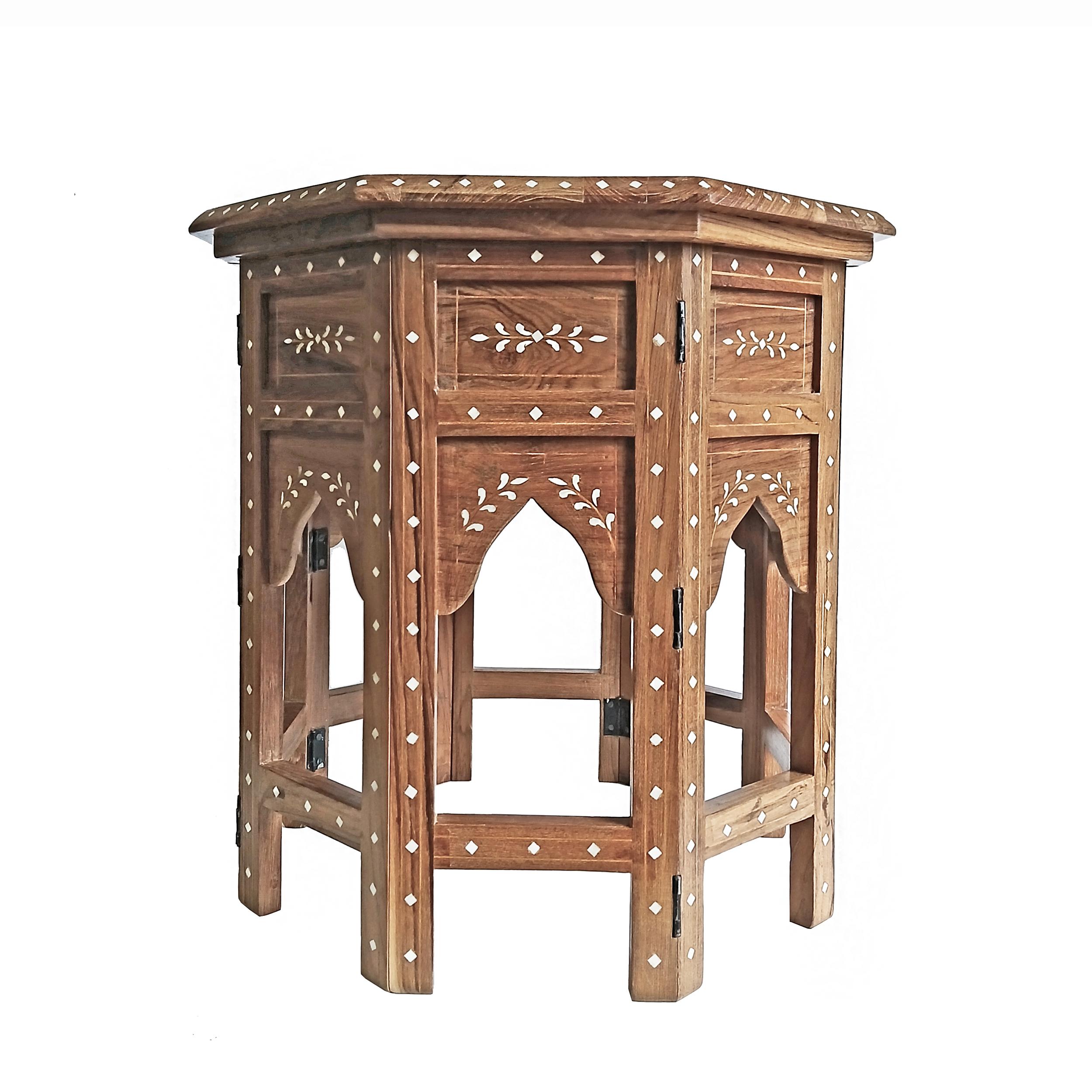 Inlaid Teak Octagonal Side Table, India Hecho a mano en venta