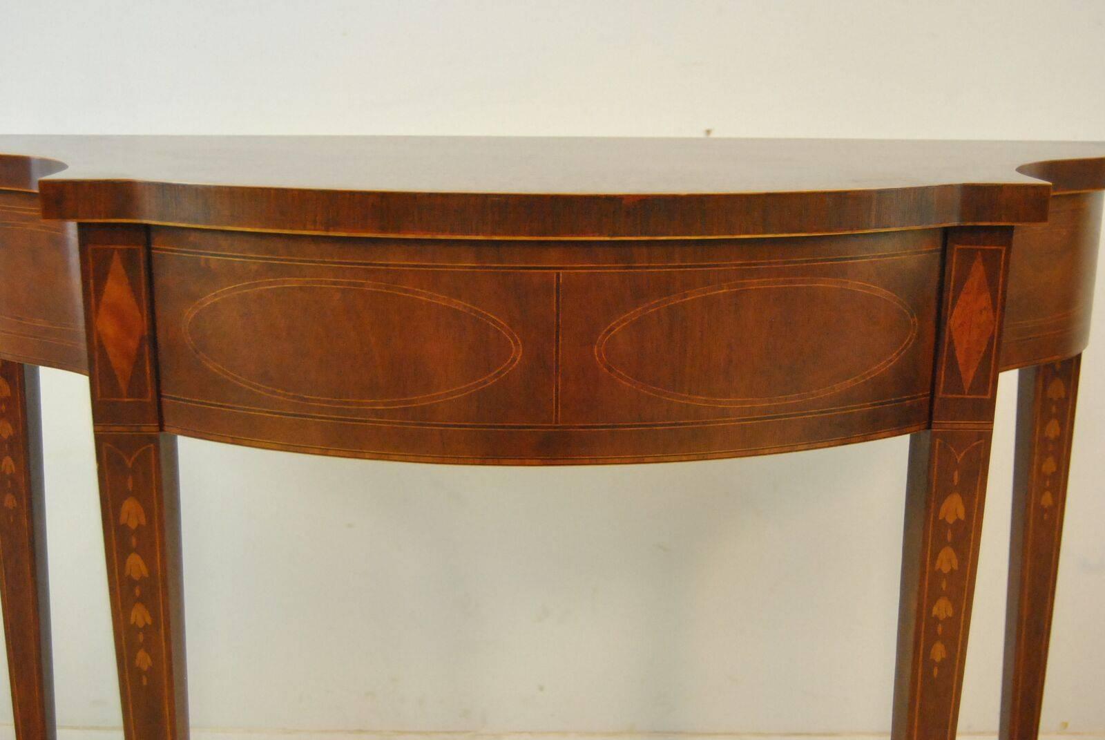 Inlay Console Table by Baker Furniture from the Historic Charleston Collection In Good Condition In Toledo, OH