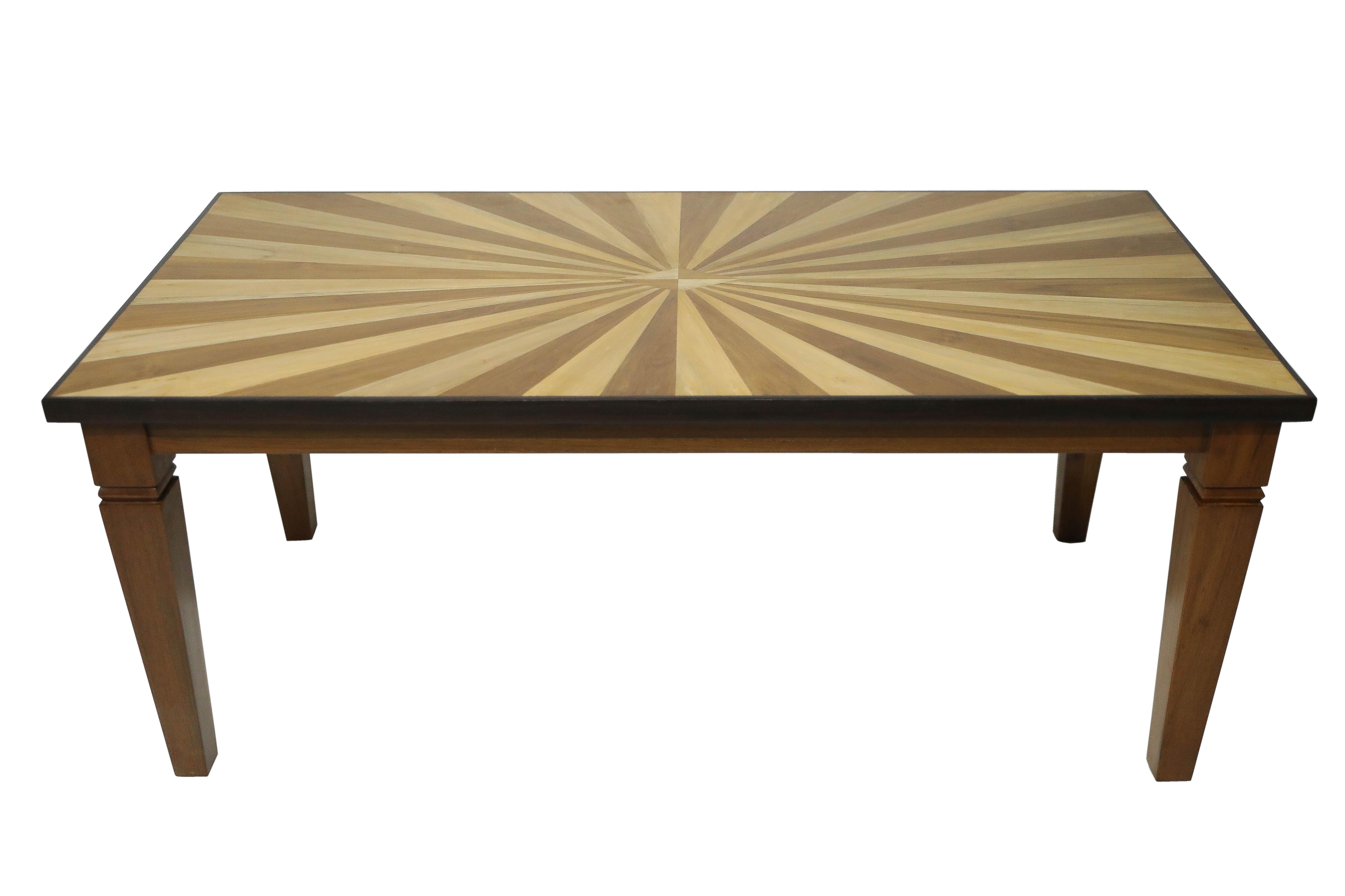 Une table basse ou de cocktail en bois spécimen avec un design angulaire en incrustation de rayons de soleil sur le dessus.  Teck birman et acajou avec un cadre et des pieds en acajou.  Taille parfaite pour une utilisation devant votre canapé.

The