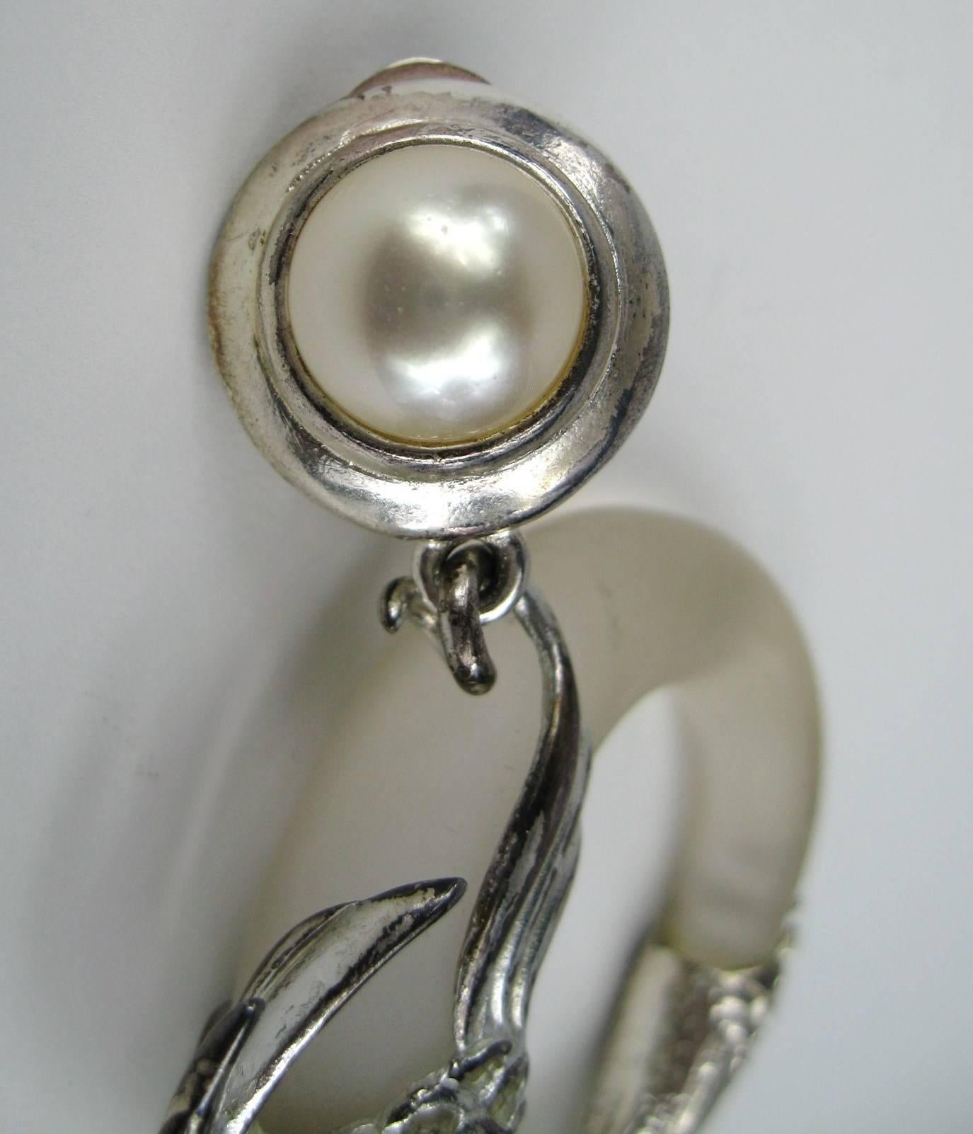Women's  Inna Cytrine Lucite Silver fish Dangle Earrings New, Never Worn -1980s For Sale