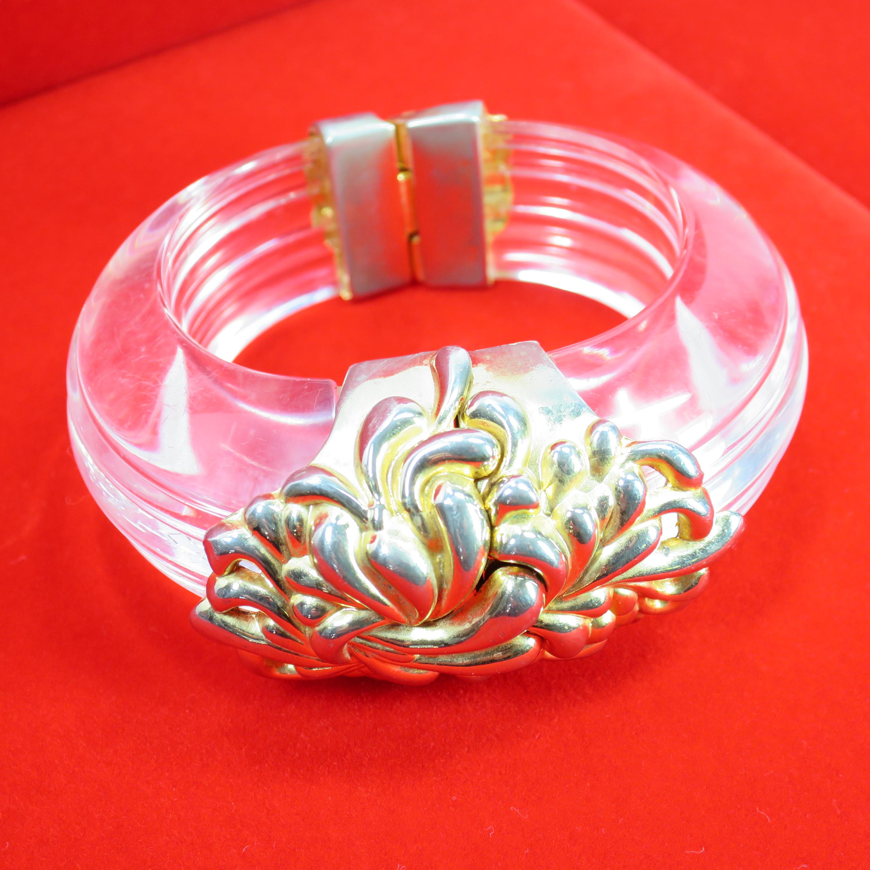Inna Cytrine Paris Massive Runway Lucite Gilded Hinged Bangle Bracelet For Sale 1