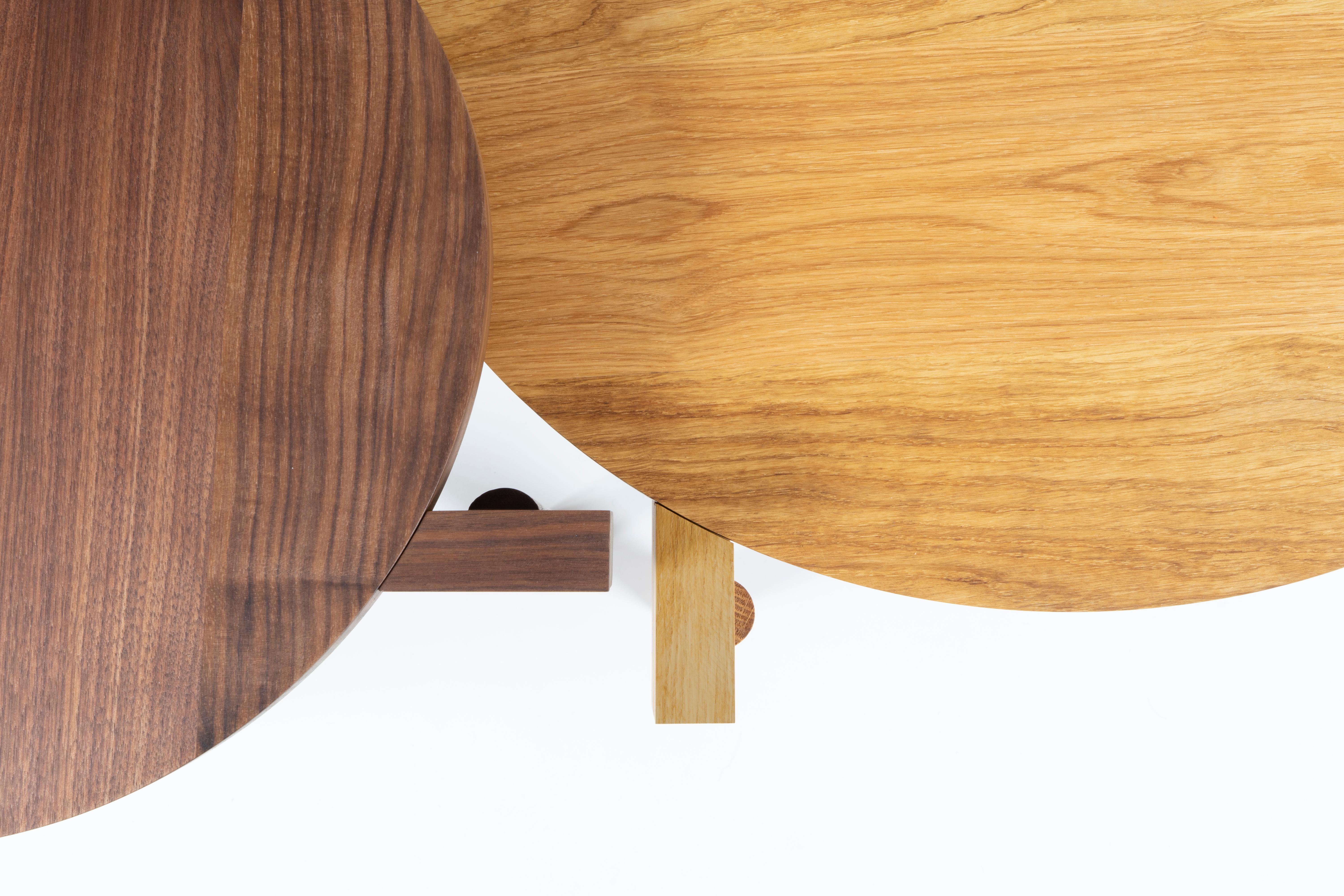 Altro Overlapping Walnut Coffee Table with Round Top Insert by Antonio De Marco in vendita