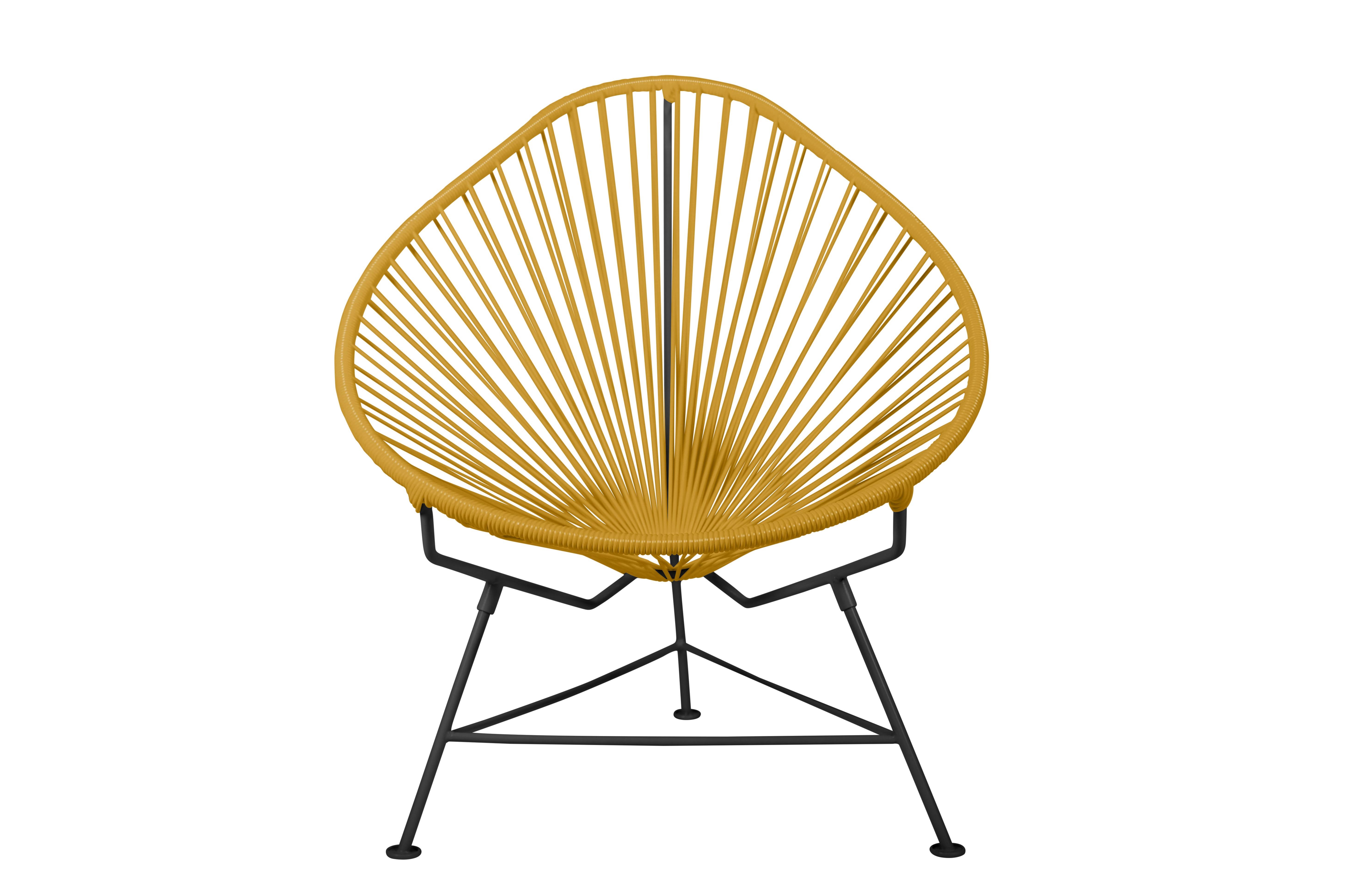 In 2009 Innit introduced the Acapulco Chair to design junkies around the world in 2009.  It has since become a renowned design classic and is featured in hot mags, incredible interiors, and lavish landscapes from Beverly Hills to Melbourne and