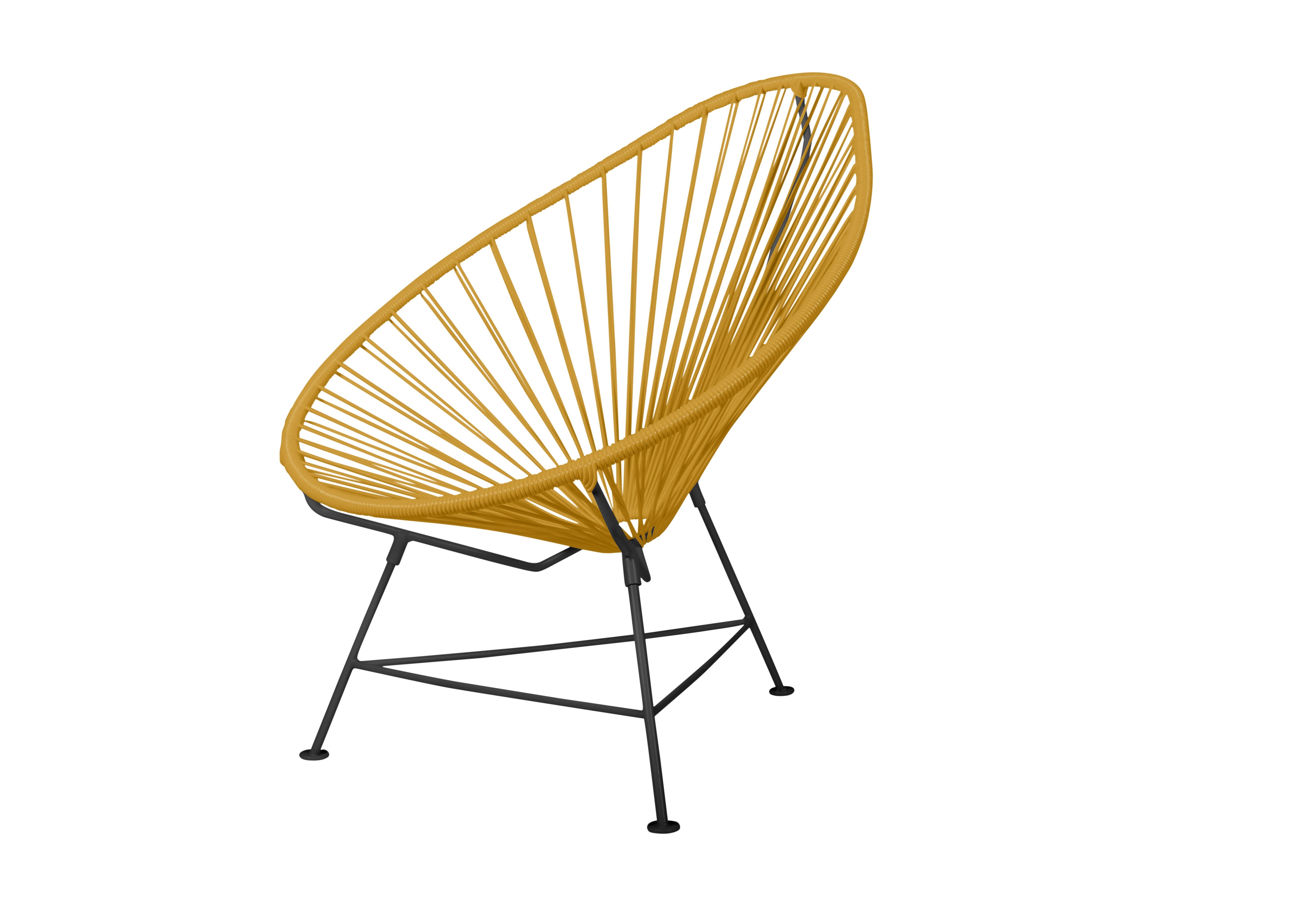 Canadian Innit Designs Acapulco Chair Caramel Weave on Black Frame For Sale
