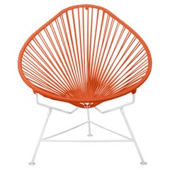 Innit Designs - Chaise Acapulco - Tissage orange sur cadre blanc