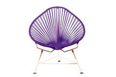 Innit Designs fauteuil Acapulco tissage violet sur cadre en cuivre