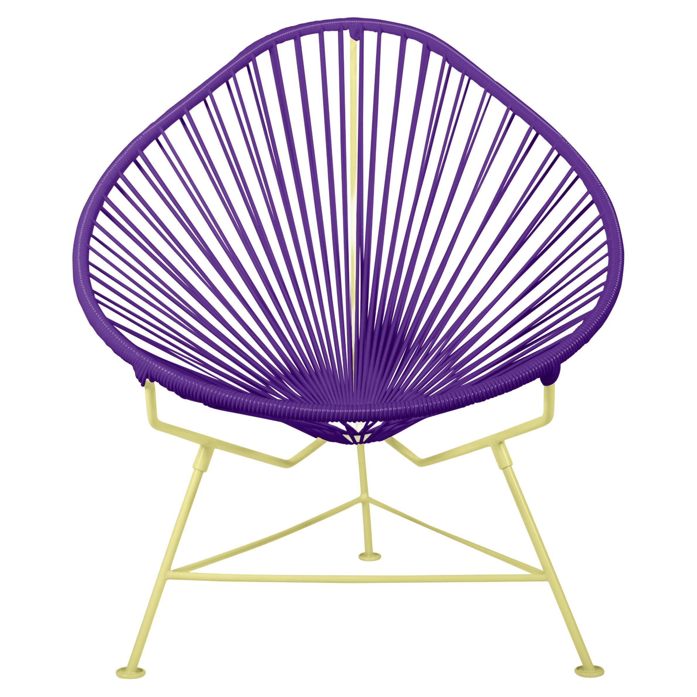 Innit Designs fauteuil Acapulco tissage violet sur cadre jaune