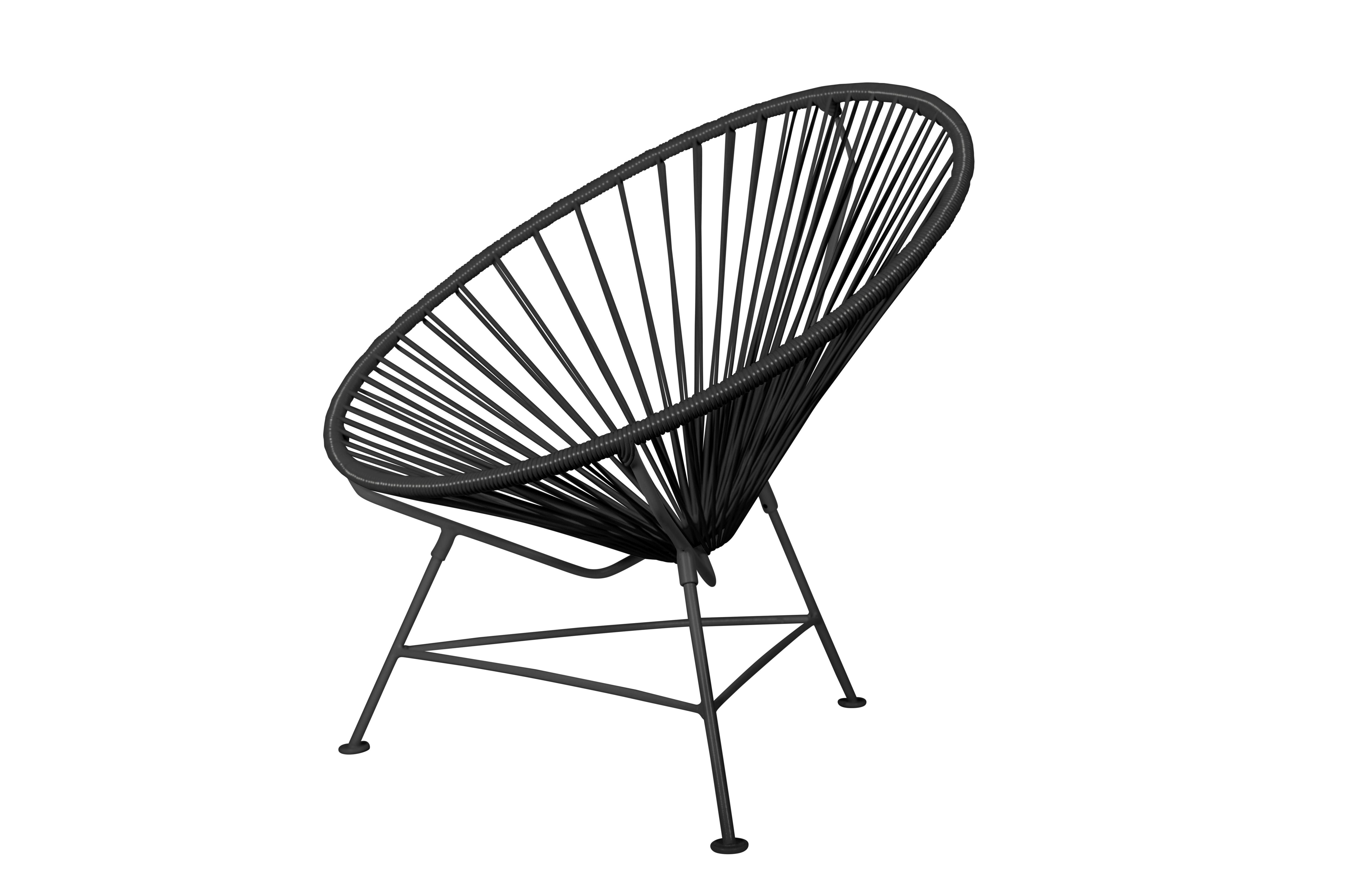 Comfortable without a cushion and made to last stylishly for years - thanks to its durable powder coated steel frame and colorfast UV-resistant woven vinyl cord - this lounge chair will add a hip vibe to your space, whether indoors or out. Available