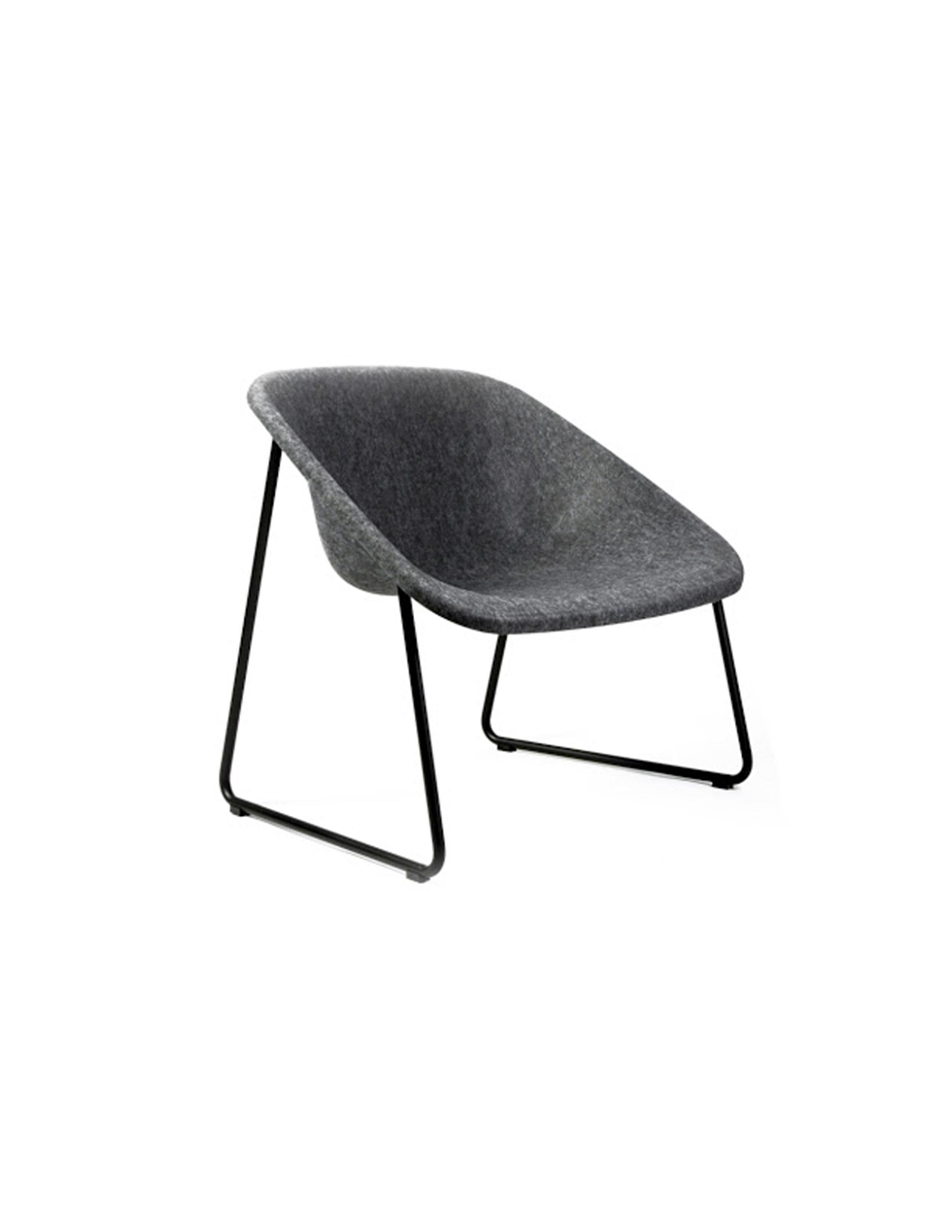 Kola Light combines the ingenious felt seat with strong steel leg frame construction. This combination of materials allows the chair to offer superb comfort, light weight and durability to lobbies, lounges and waiting areas.

Kola is a family of