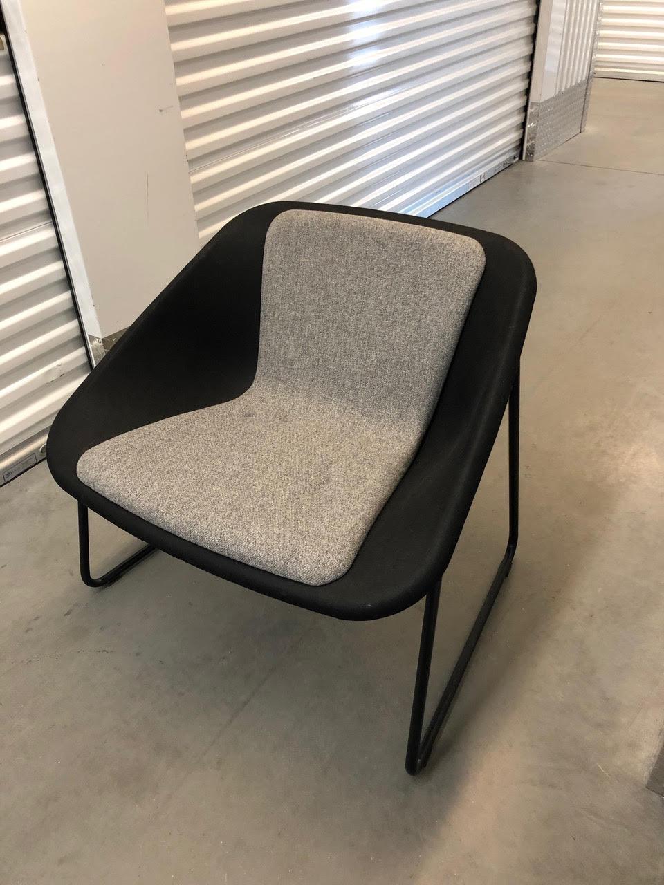 Modern Inno Kola Light Chair