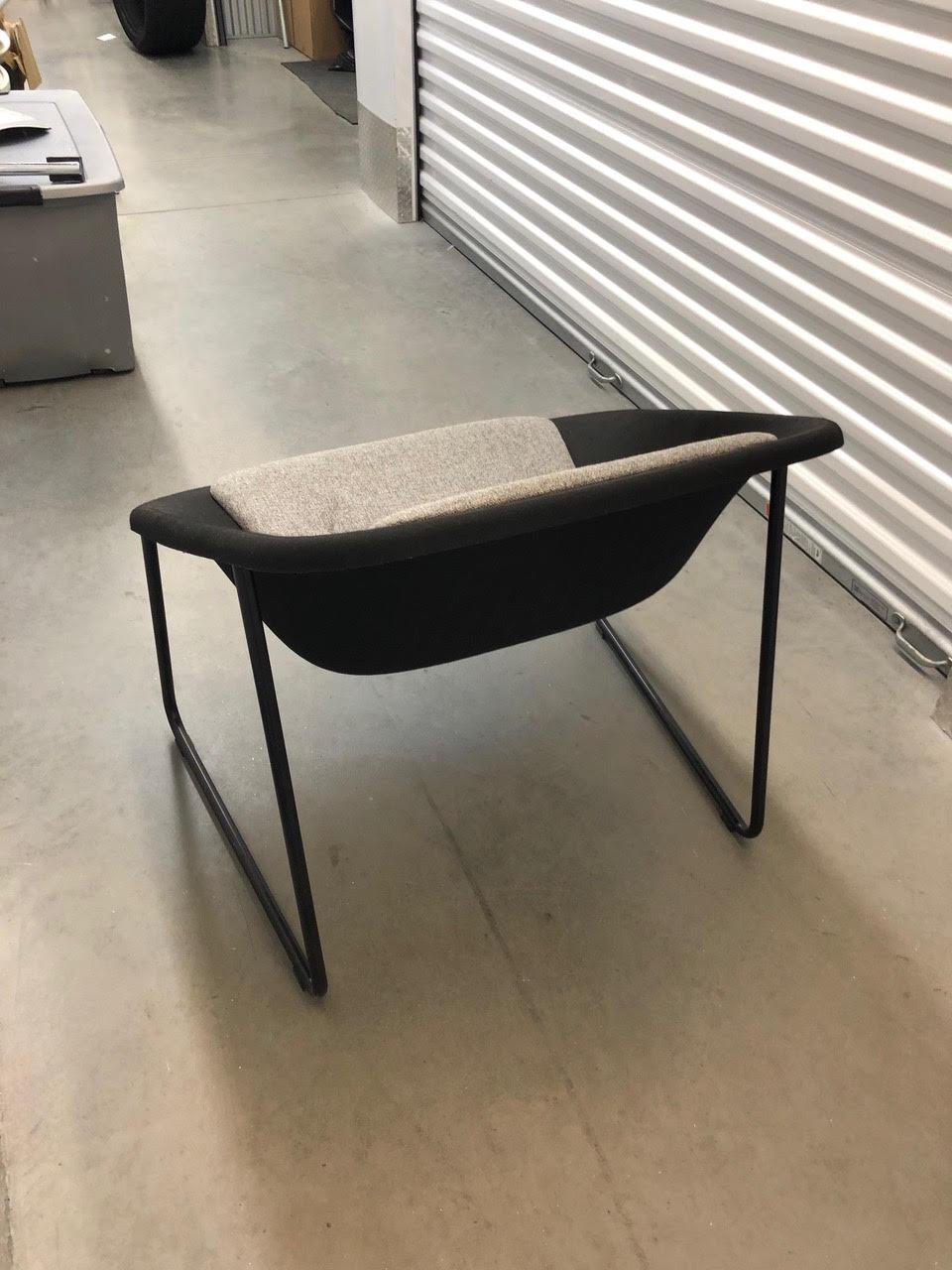 Inno Kola Light Chair In Good Condition In New York, NY